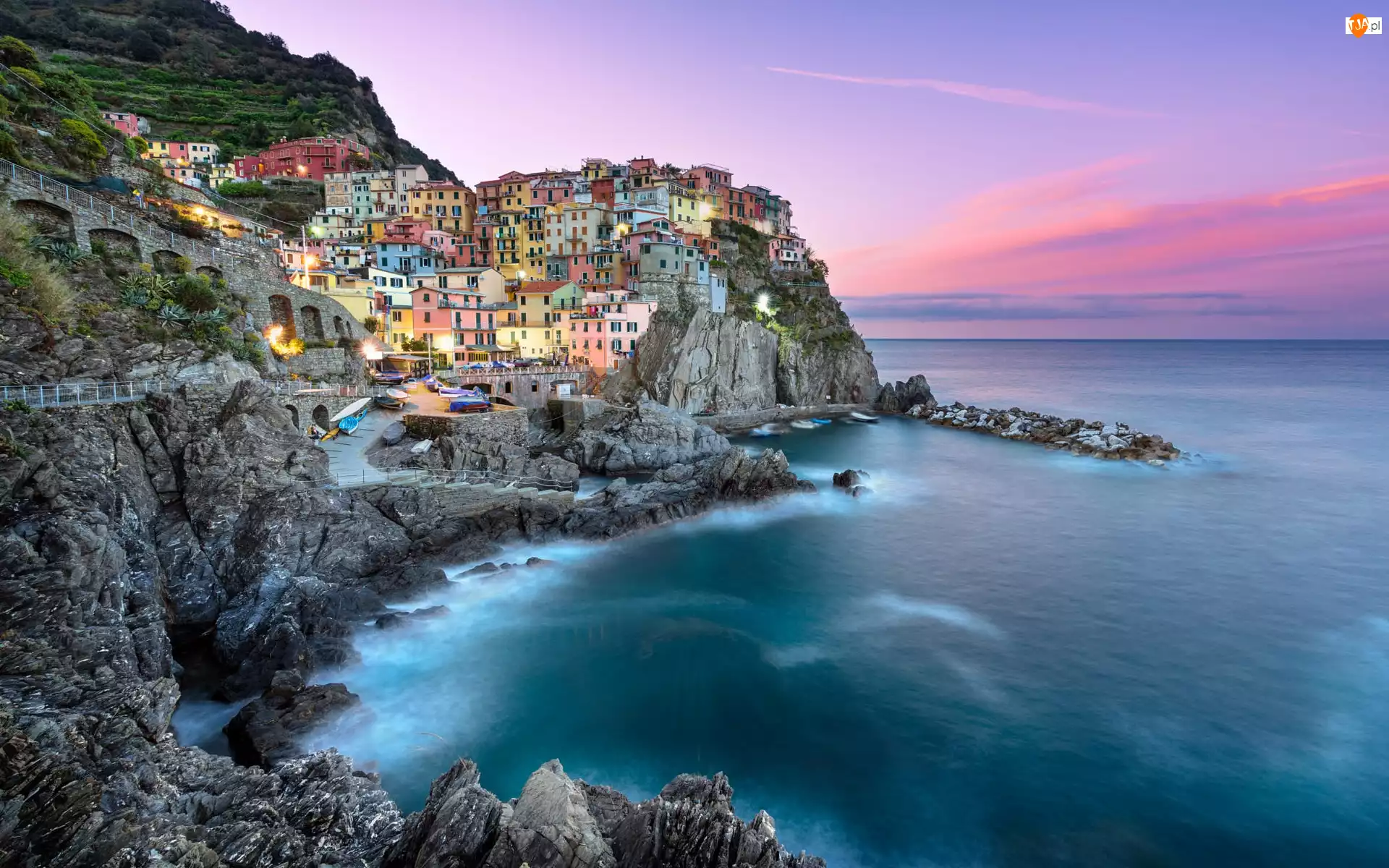 Włochy, Cinque Terre, Liguria, Morze Liguryjskie, Gmina Riomaggiore, Manarola, Skały, Wybrzeże, Domy