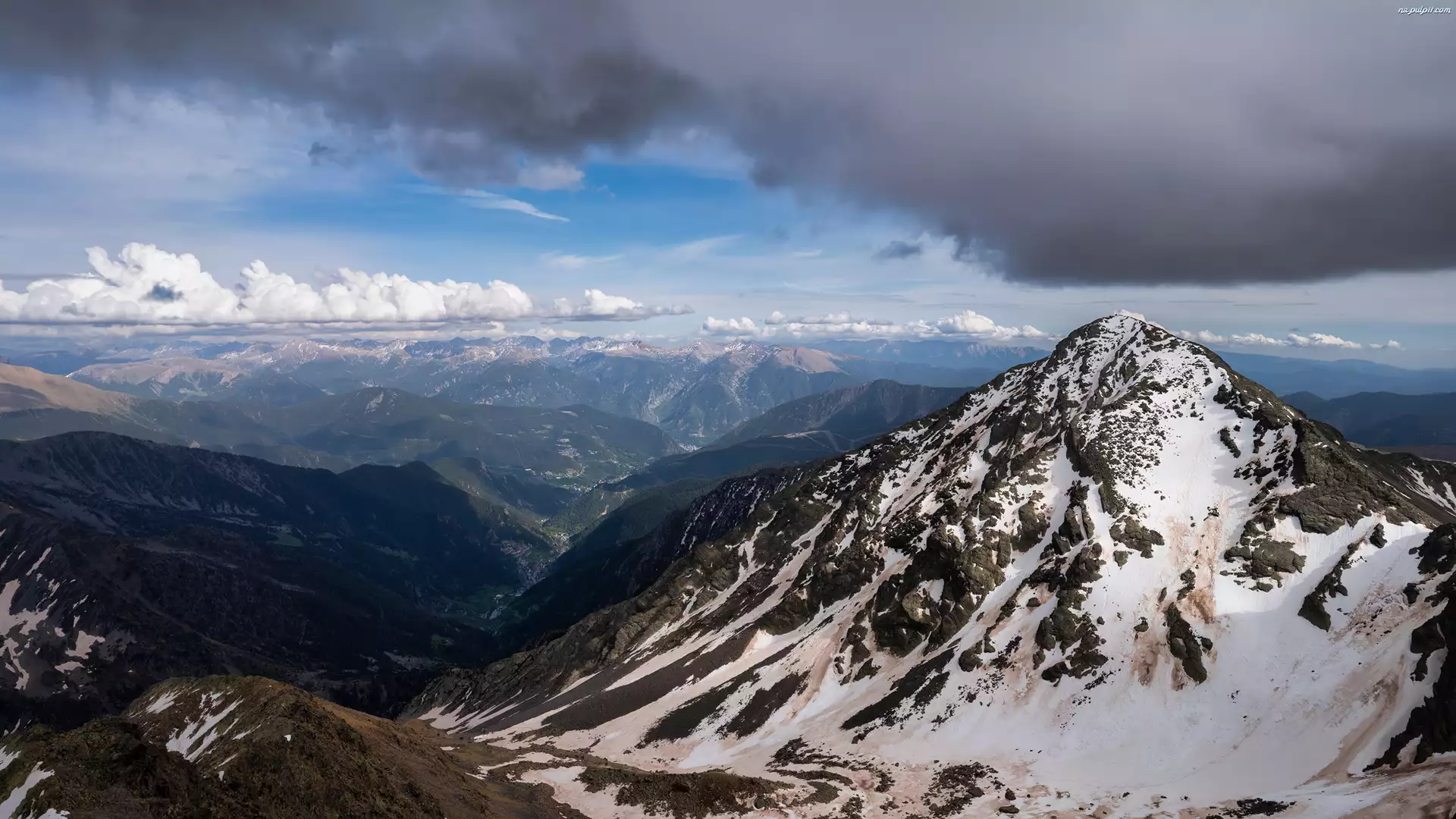 Śnieg, Andora, Szczyt, Niebo, Góry, Coma Pedrosa, Chmury, Pireneje wschodnie