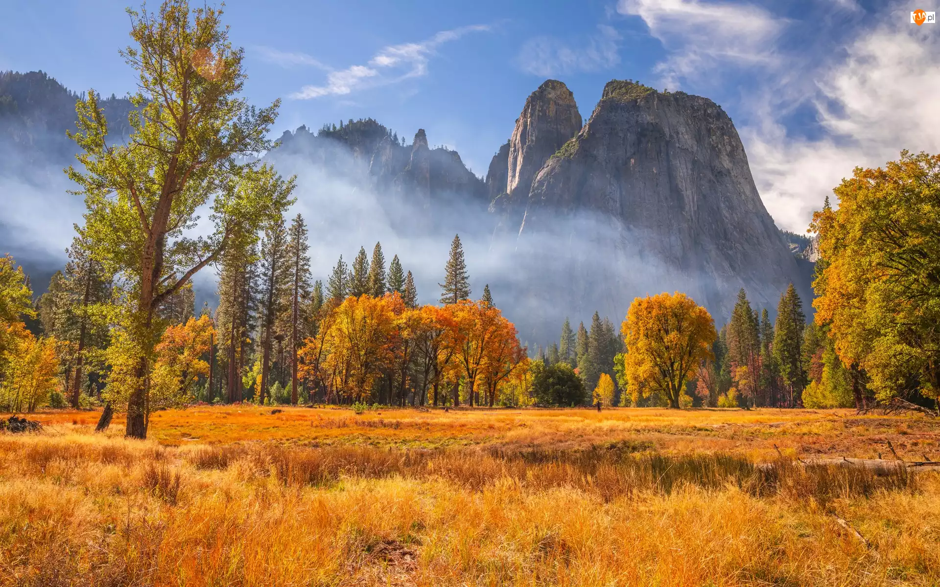 Jesień, Park Narodowy Yosemite, Drzewa, Kalifornia, Góry, Mgła, Stany Zjednoczone, Skały