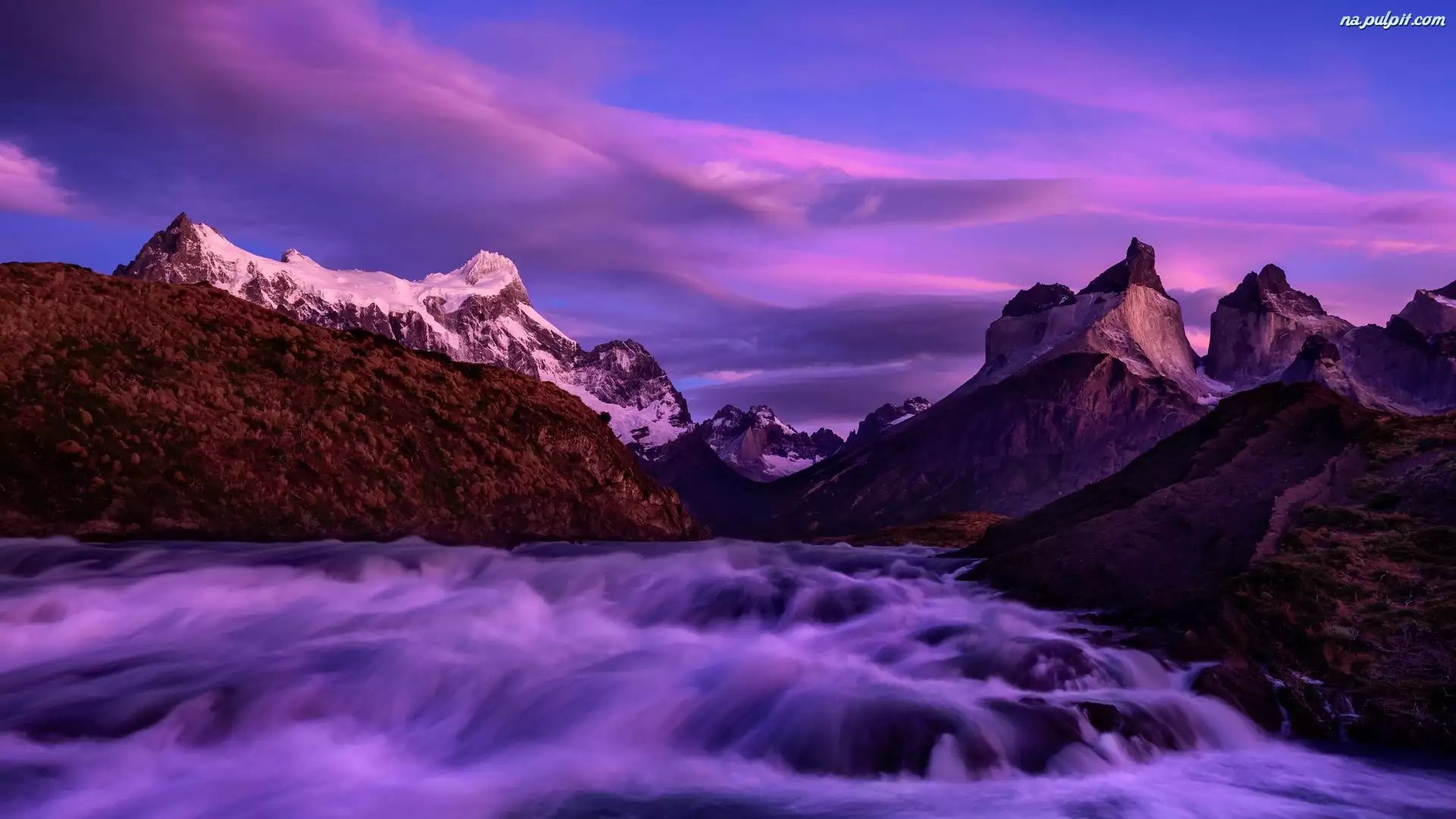 Chile, Niebo, Park Narodowy Torres del Paine, Kolorowe, Cordillera del Paine, Góry, Torres del Paine, Masyw, Rzeka, Patagonia