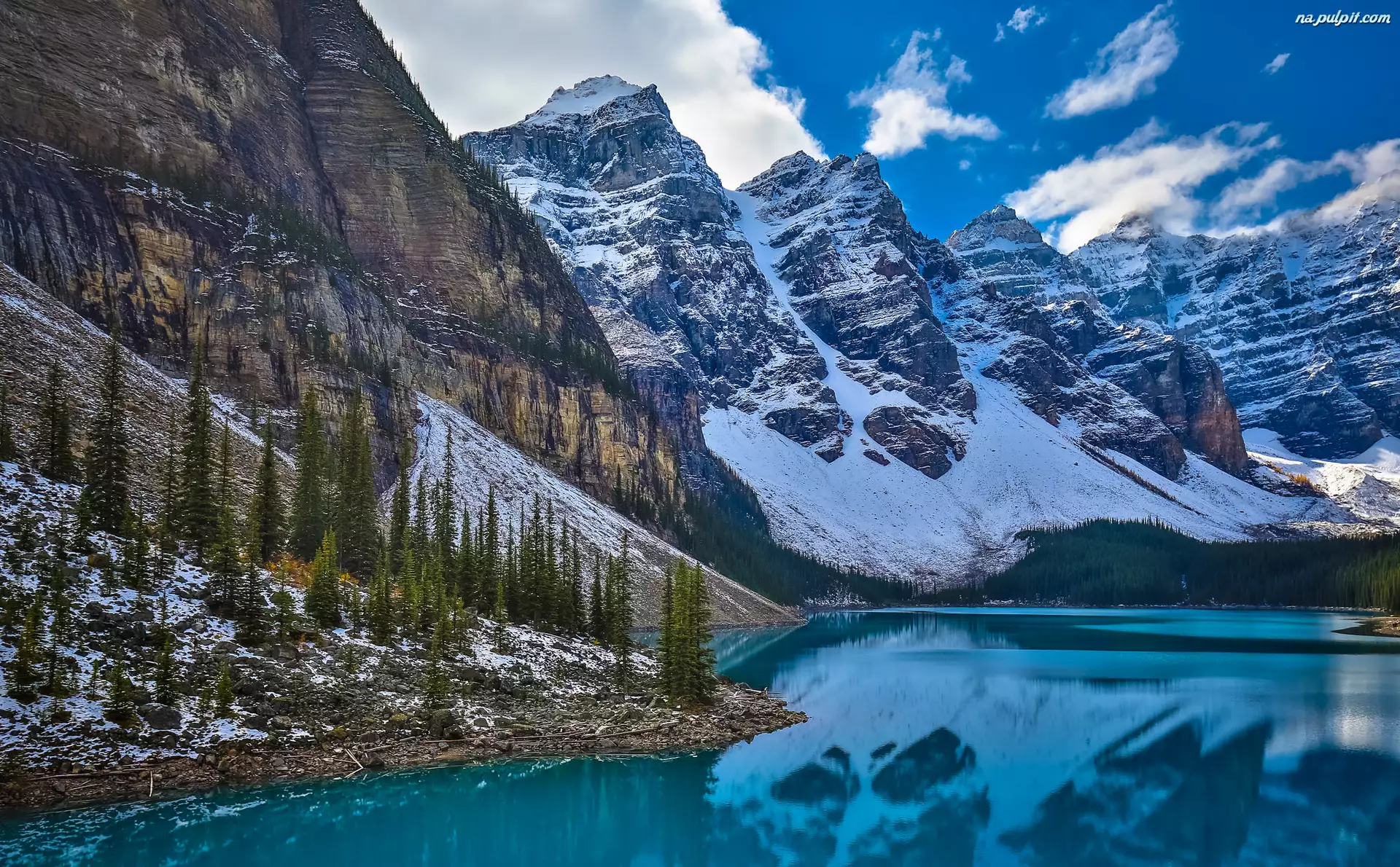Drzewa, Kanada, Jezioro Moraine, Góry, Alberta, Dolina Dziesięciu Szczytów, Chmury, Park Narodowy Banff