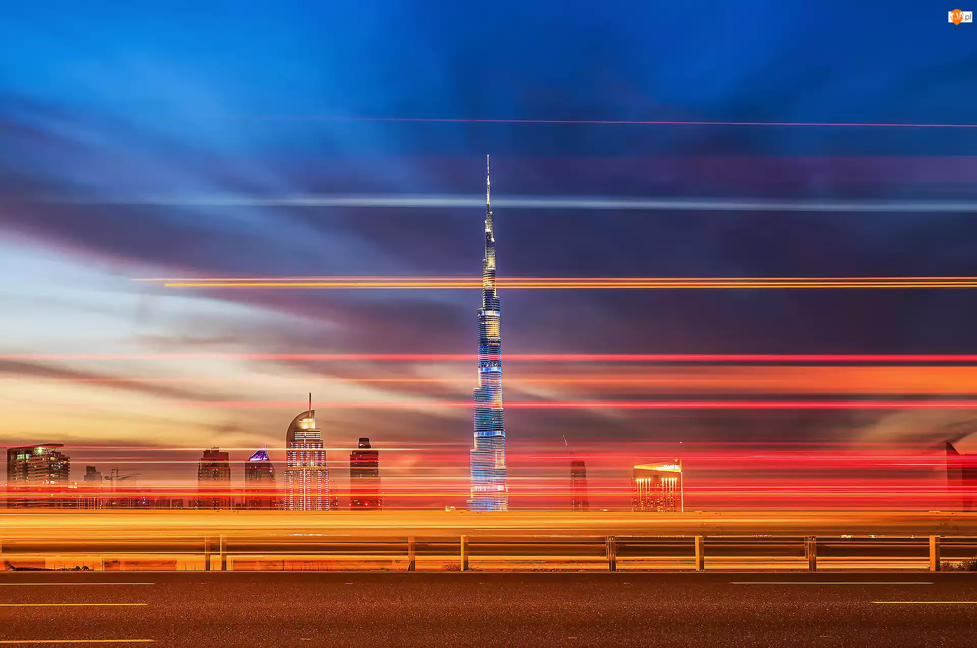 Wieżowiec, Drapacz chmur, Dubaj, Zjednoczone Emiraty Arabskie, Burj Khalifa