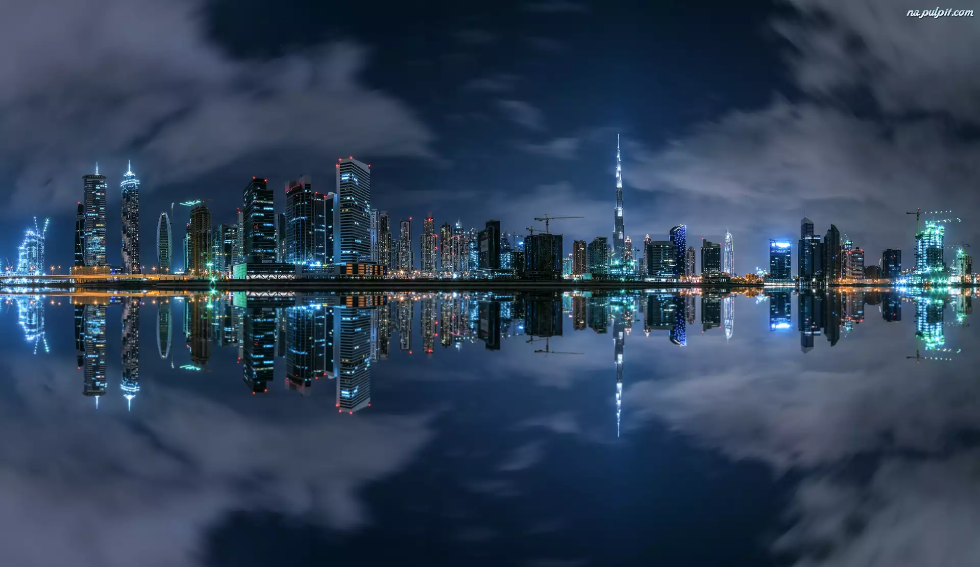 Zatoka, Zjednoczone Emiraty Arabskie, Miasto nocą, Woda, Dubaj, Wieżowce, Odbicie, Dzielnica Business Bay