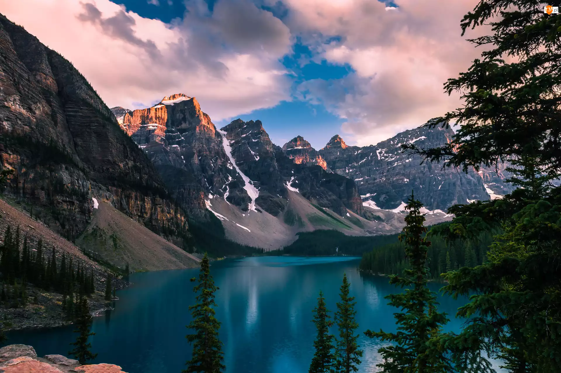Prowincja Alberta, Â Kanada, Góry, Drzewa, Park Narodowy Banff, Jezioro Moraine