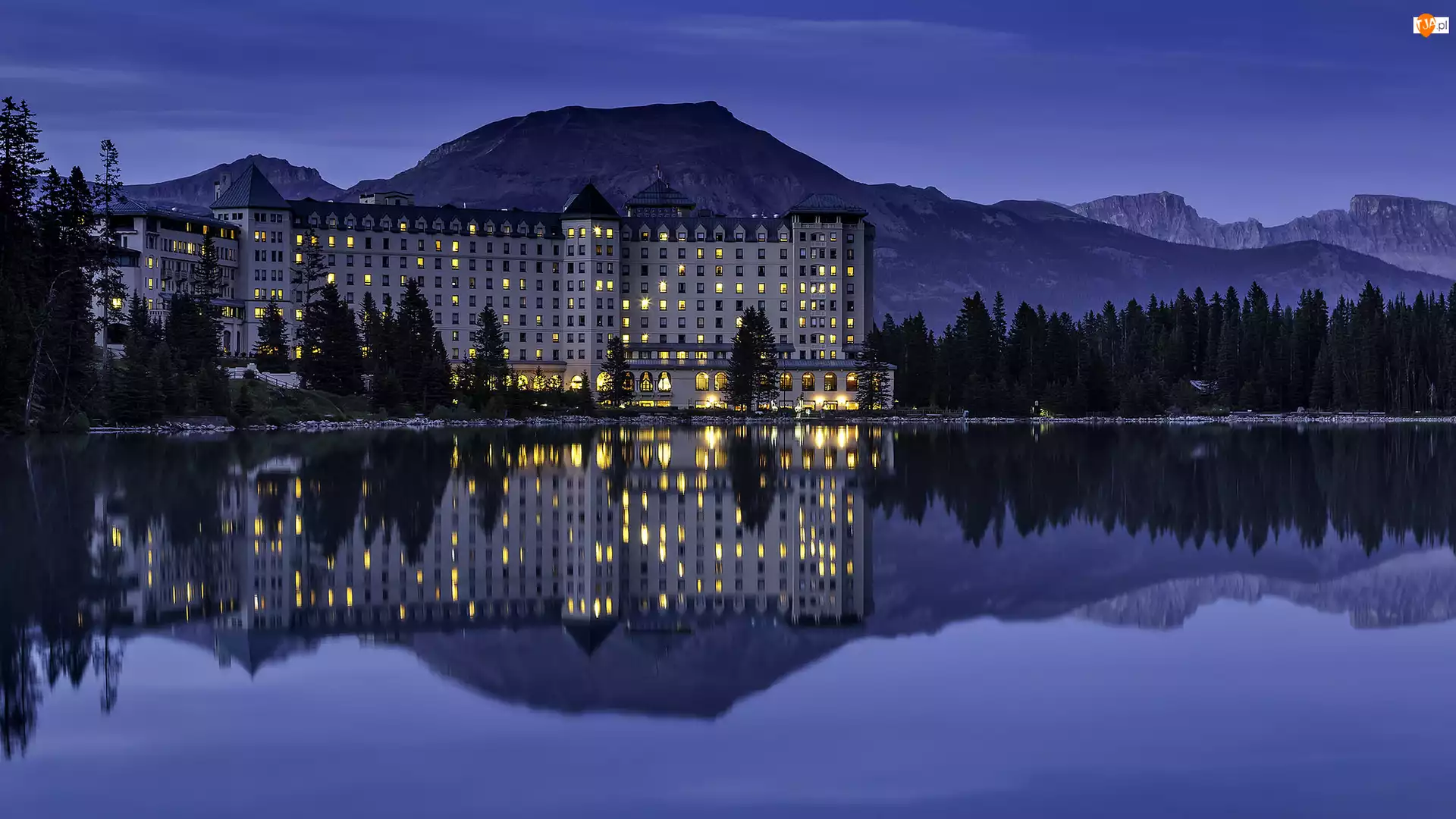 Hotel, Lake Louise, Góry, Kanada, Jezioro, Noc