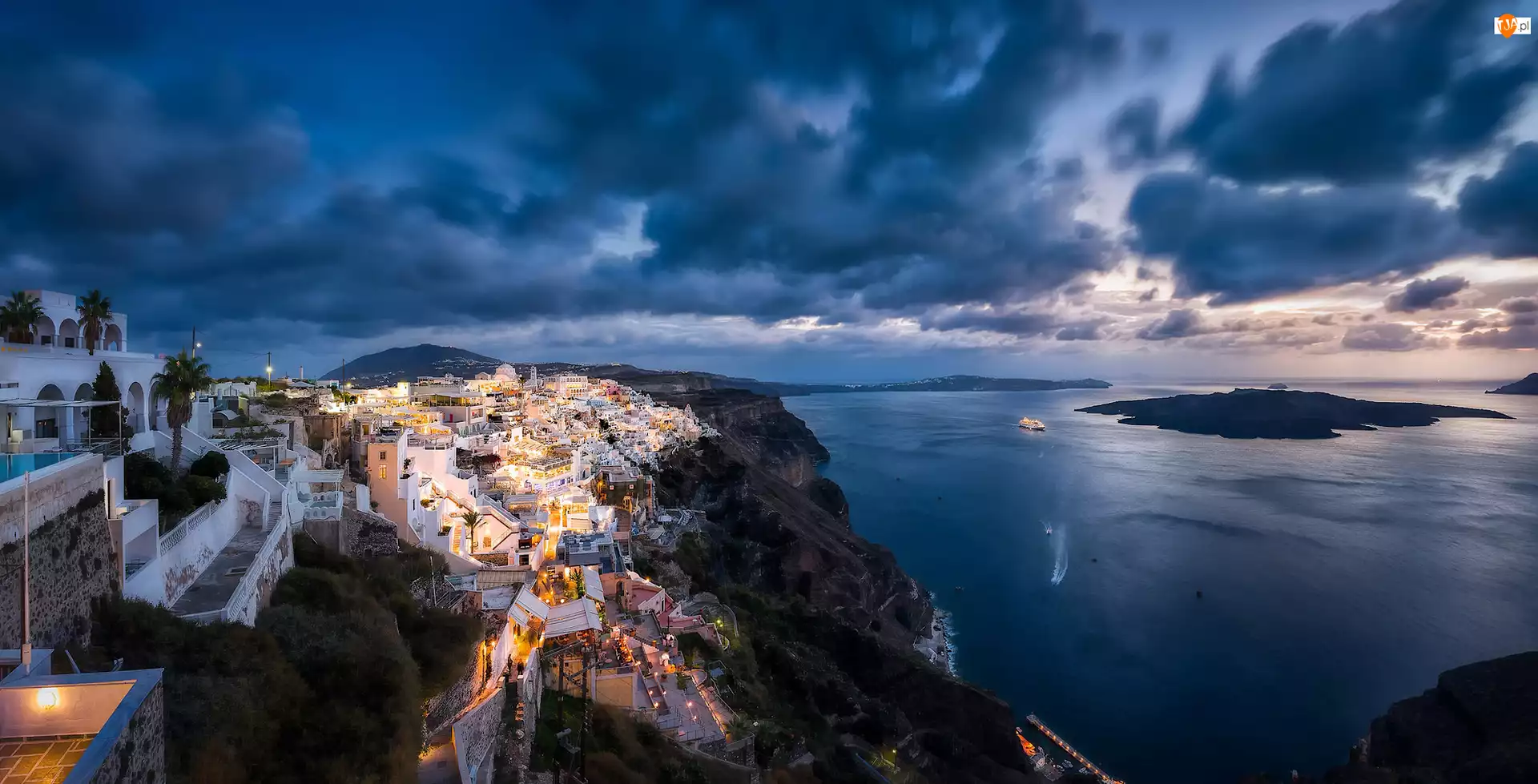 Morze, Grecja, Santorini, Miasteczko
