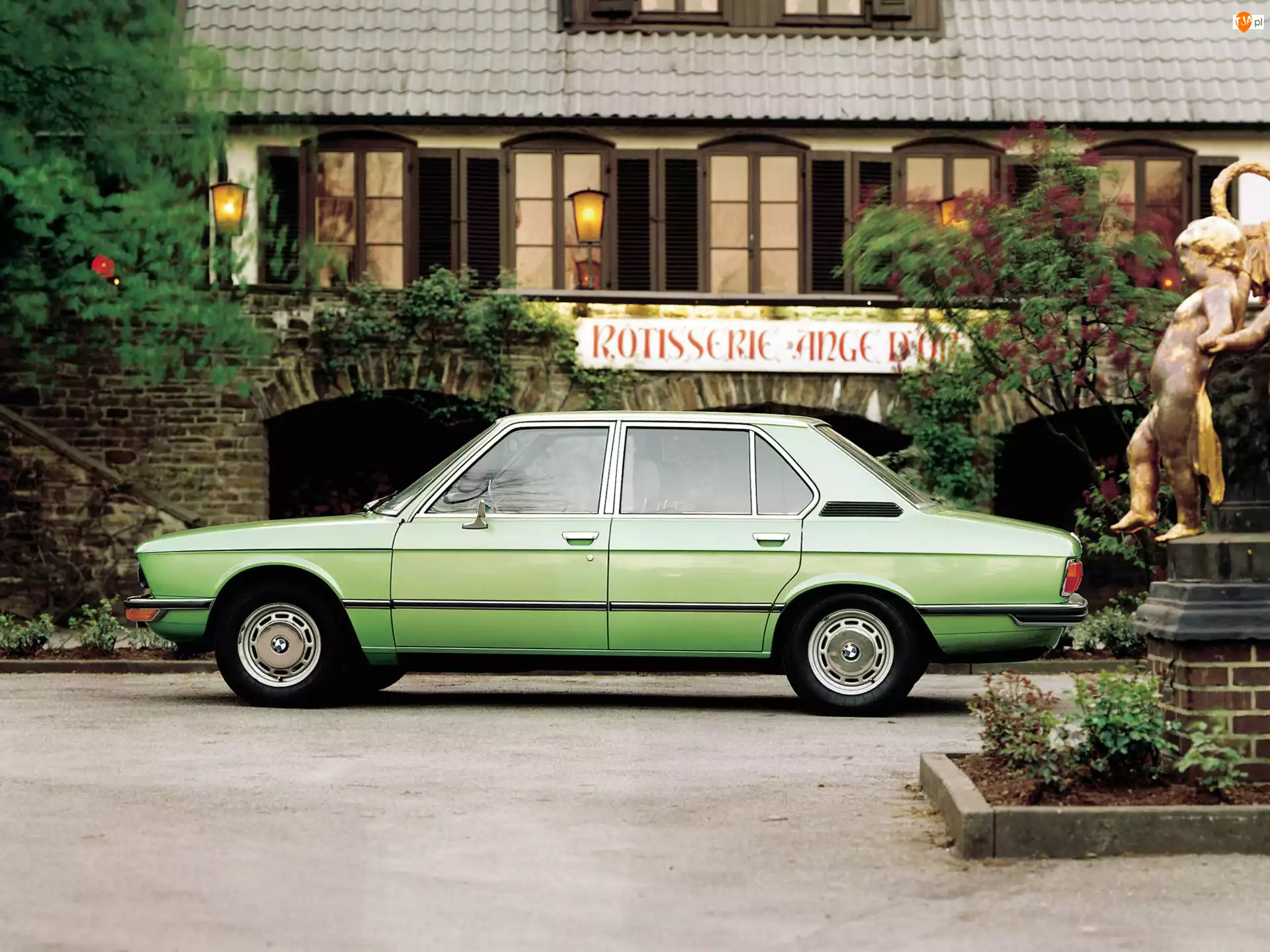 1972, BMW 5, E12
