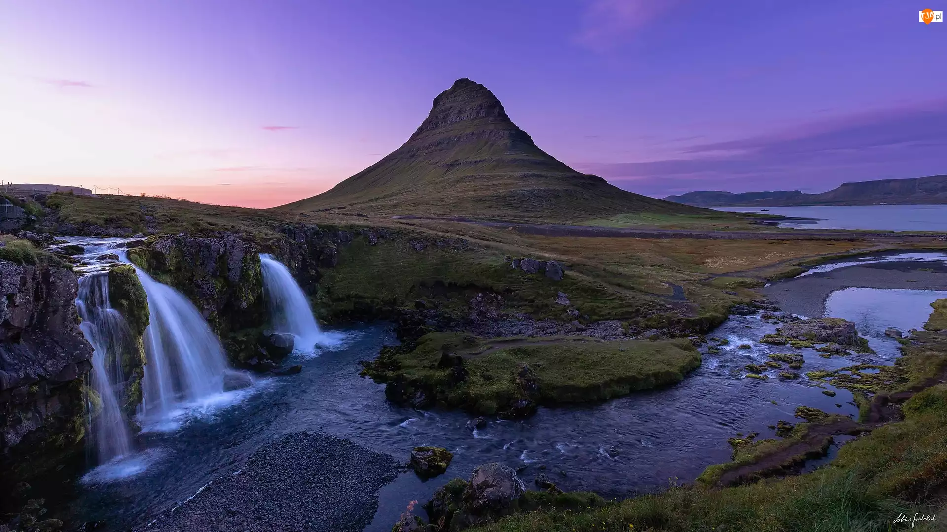 Rzeka, Islandia, Góra Kirkjufell, Wodospad Kirkjufellsfoss