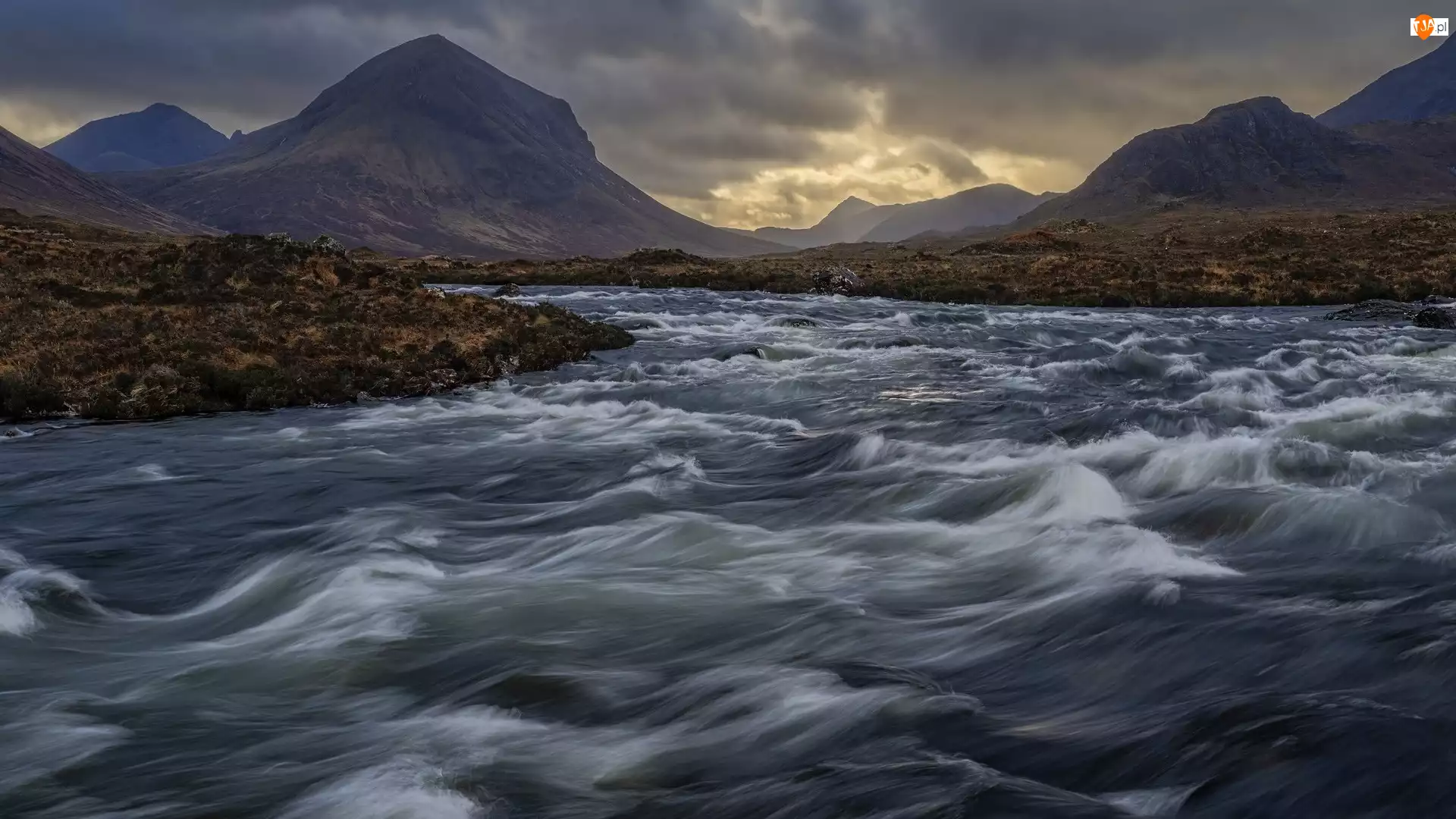 River Sligachan, Szkocja, Rzeka, Góry, Chmury