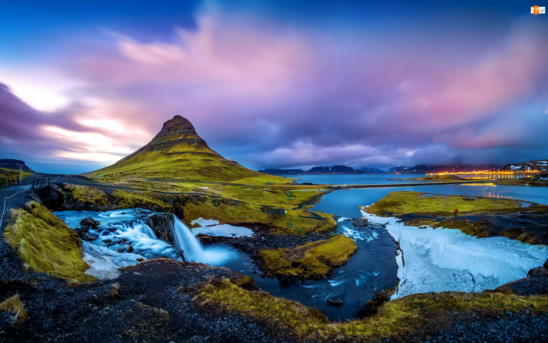 Rzeka, Islandia, Góra Kirkjufell, Góry, Wodospad Kirkjufellsfoss