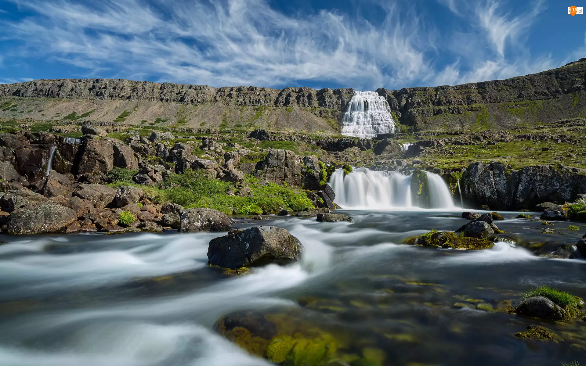 Wodospad Dynjandi, Rzeka, Góry, Islandia, Kamienie