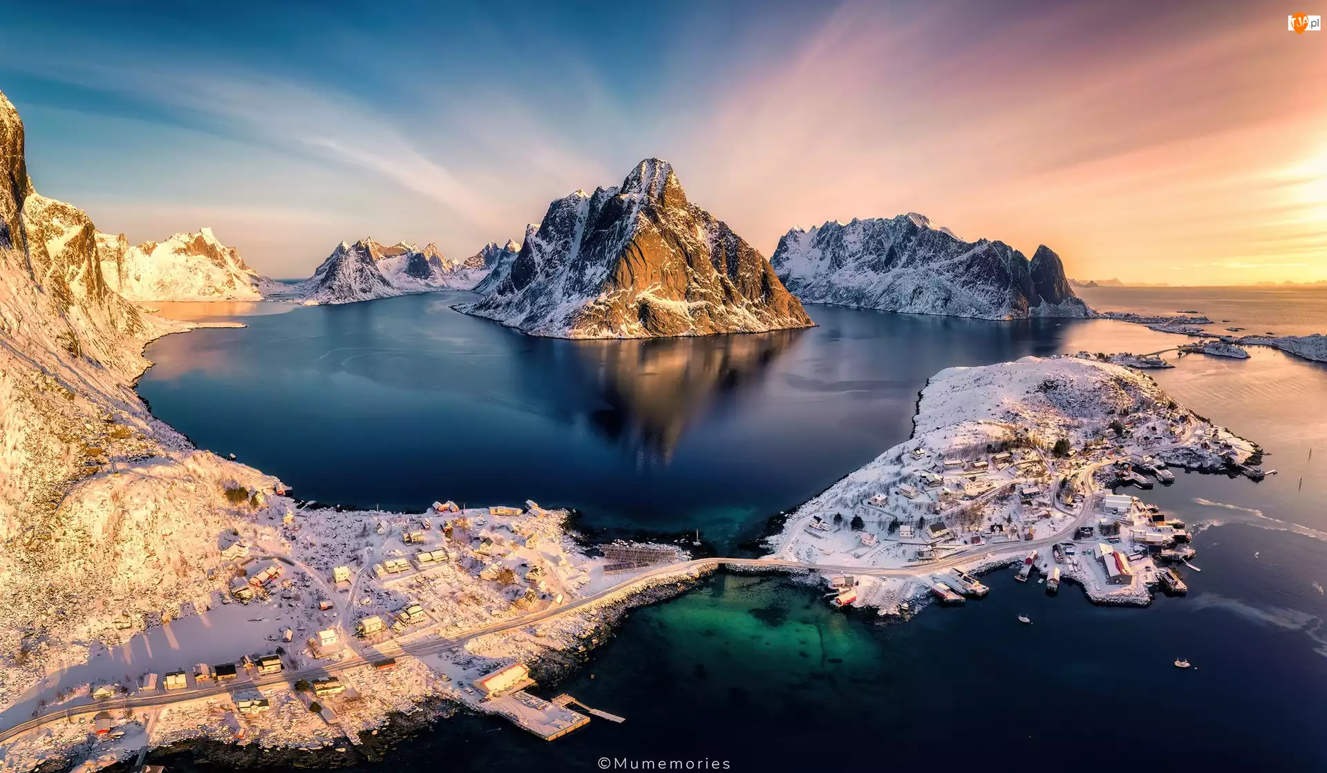 Domy, Norwegia, Zima, Poranek, Góry, Śnieg, Morze Norweskie, Lofoty