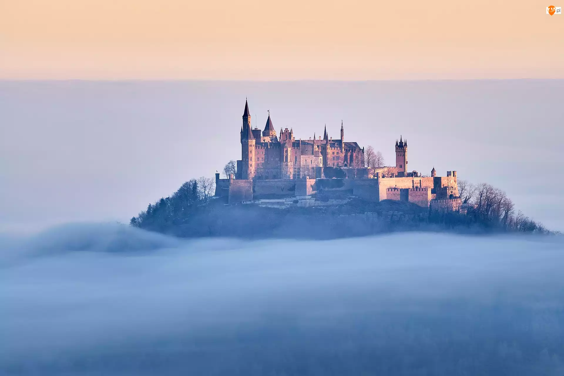 Mgła, Niemcy, Hohenzollern, Zamek, Lasy