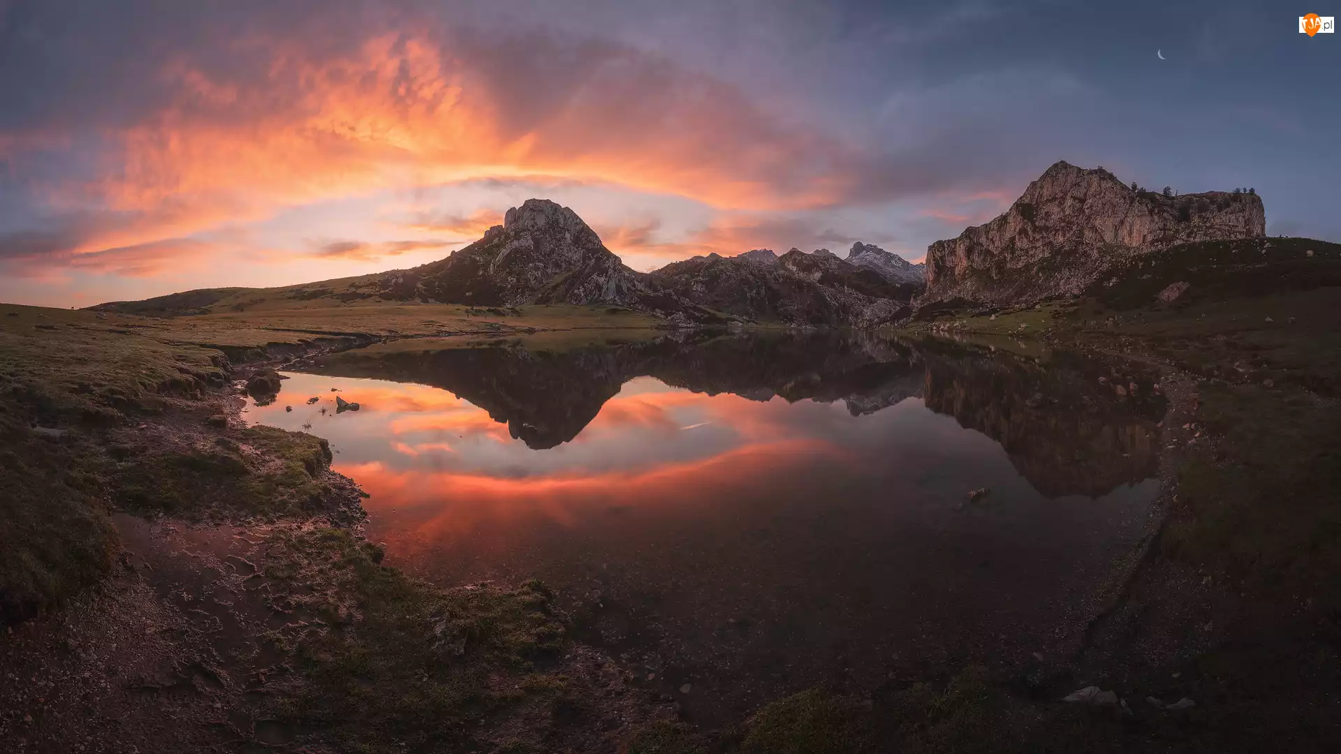 Asturia, Hiszpania, Jezioro, Zachód słońca, Góry, Lake Covadonga