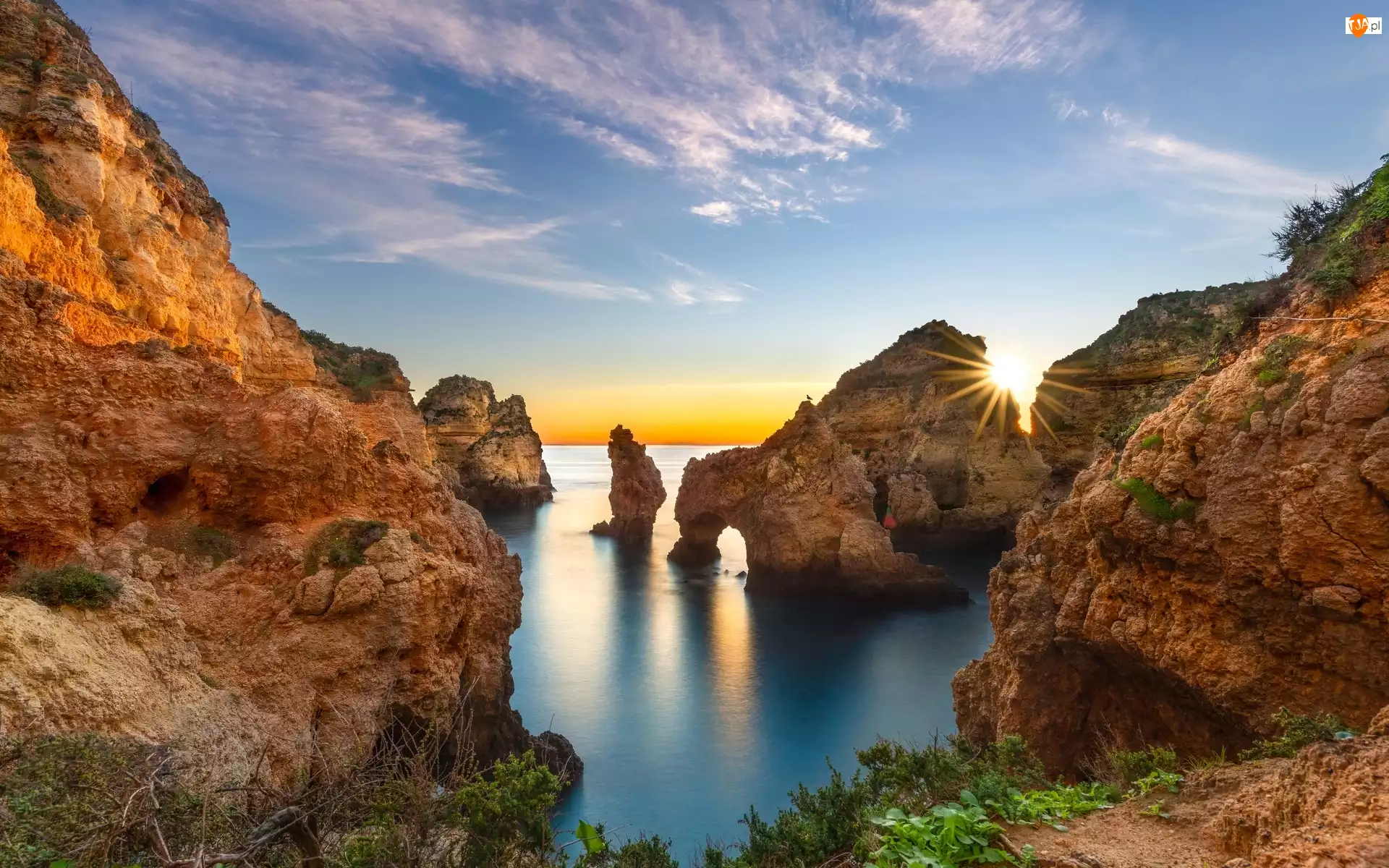 Region Algarve, Cypel, Promienie słońca, Portugalia, Skały, Morze, Ponta da Piedade