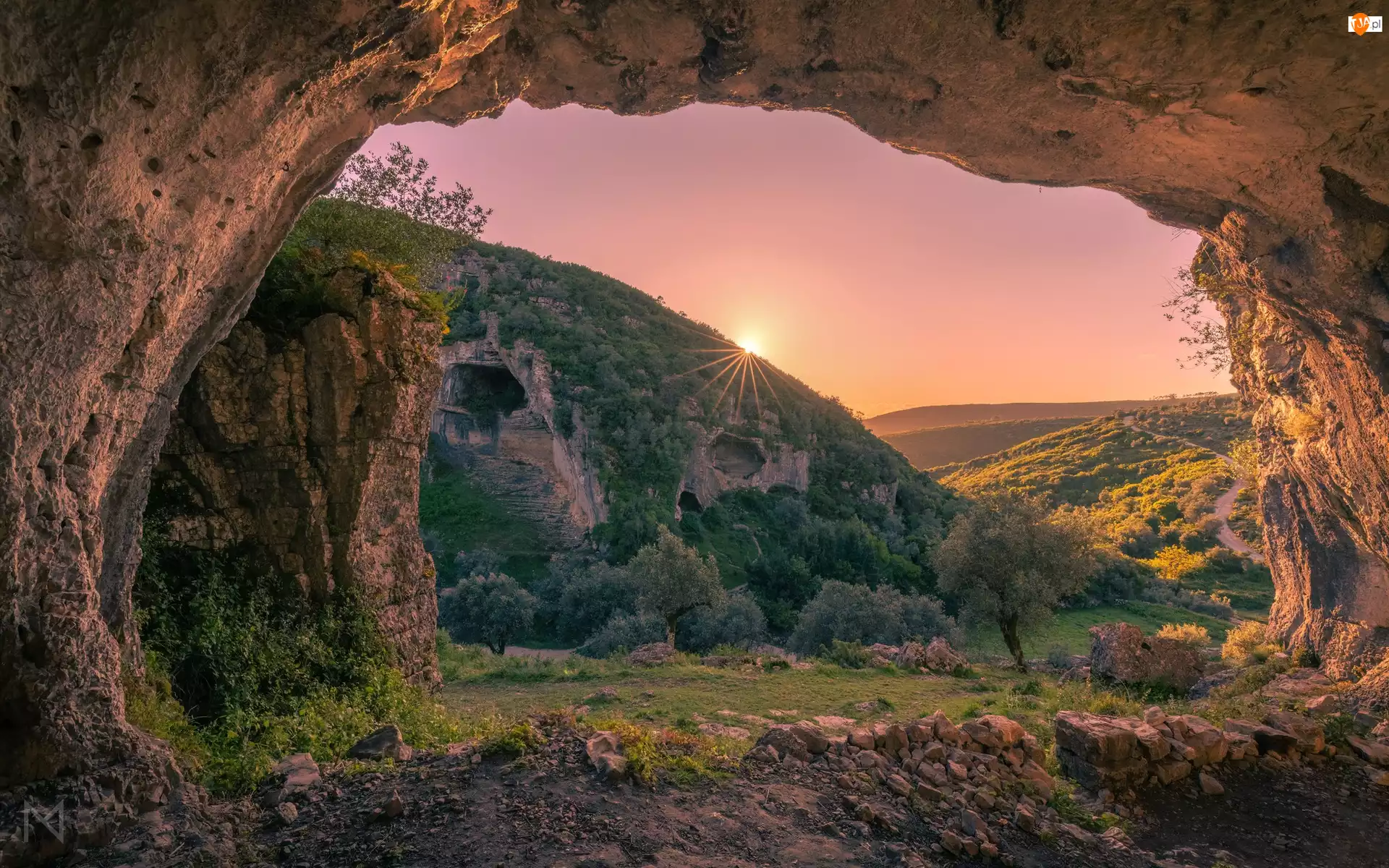 Skały, Zachód słońca, Buracas do Casmilo, Portugalia, Jaskinia