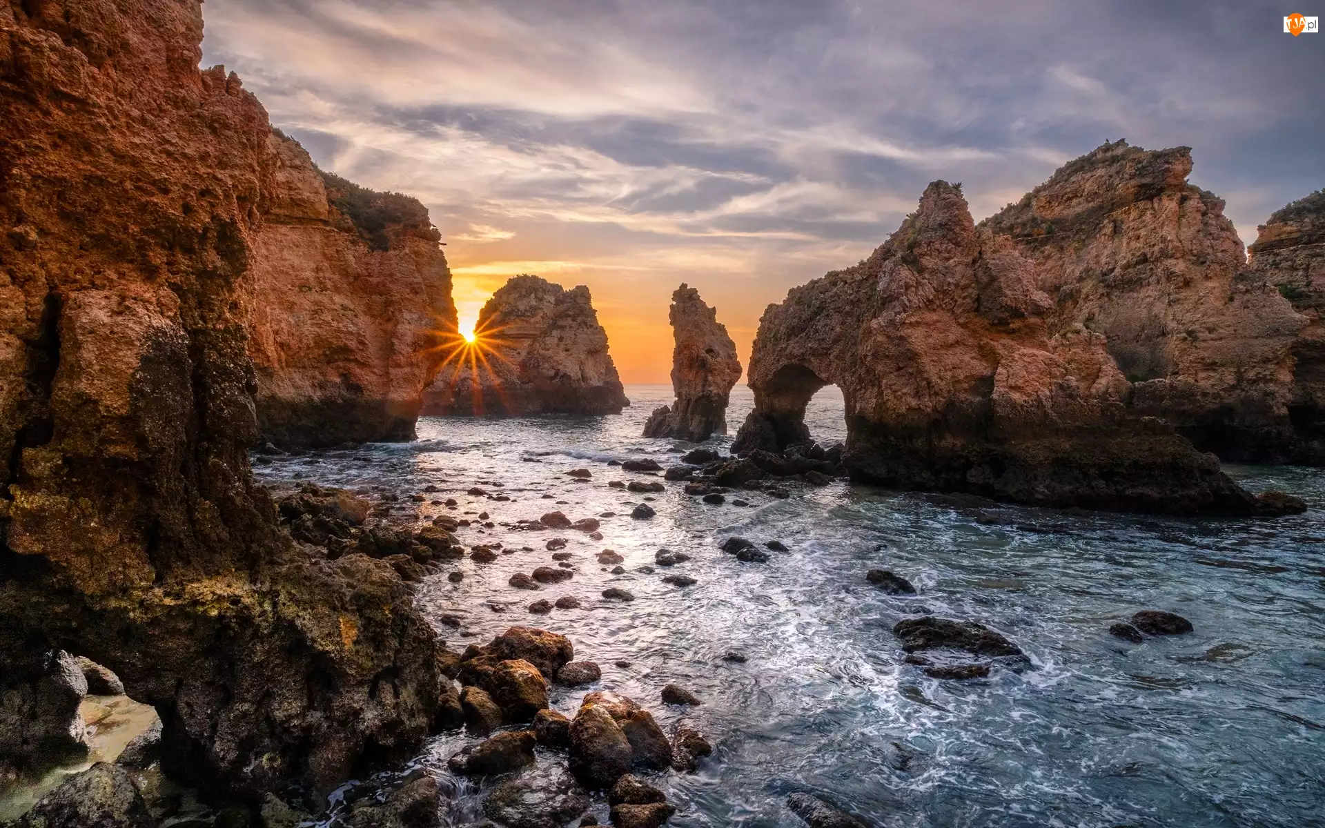 Skały, Morze, Portugalia, Wybrzeże, Region Algarve, Ponta da Piedade, Wschód słońca
