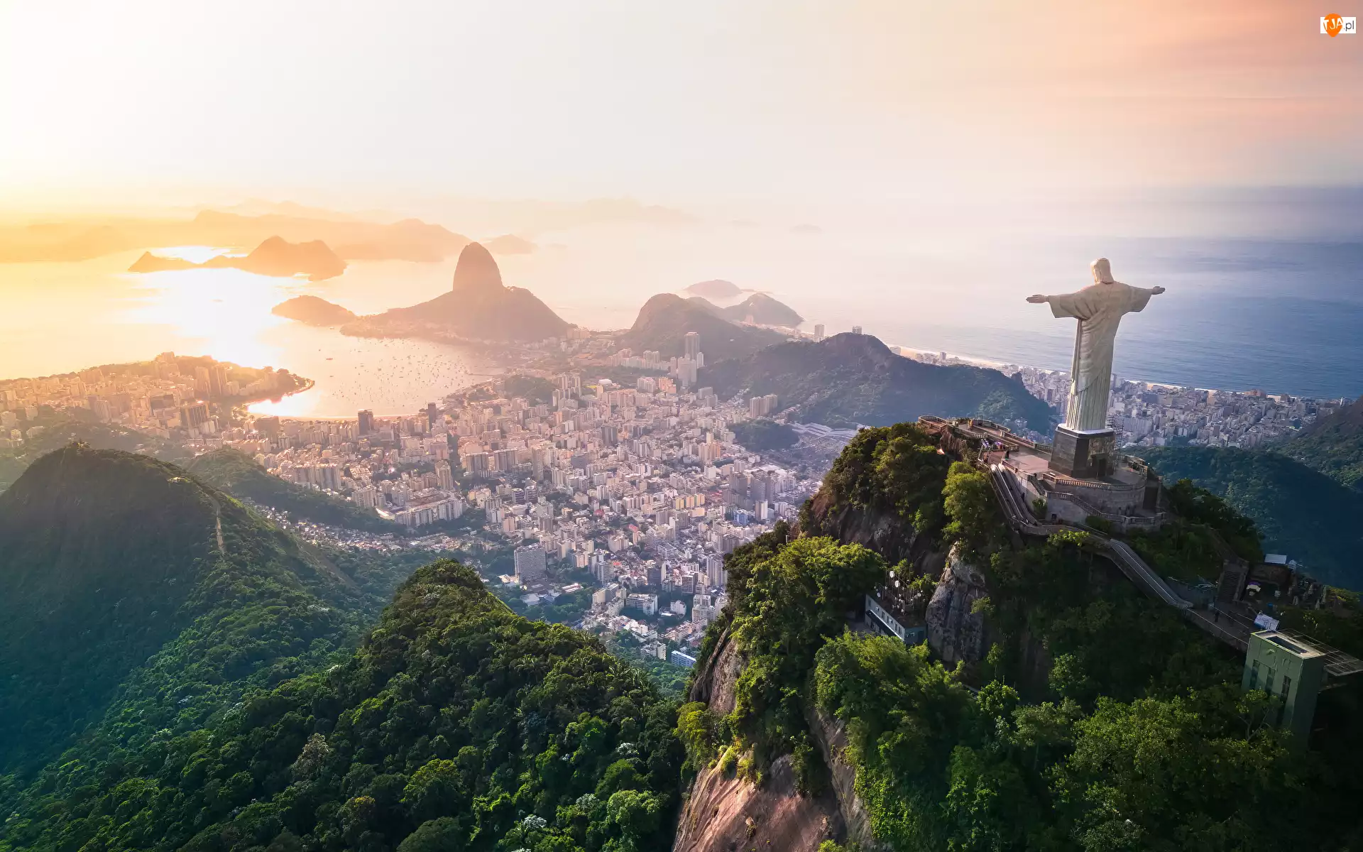 Rio de Janeiro, Ocean, Statua Chrystusa Zbawiciela, Brazylia, Góry, Domy, Mgła