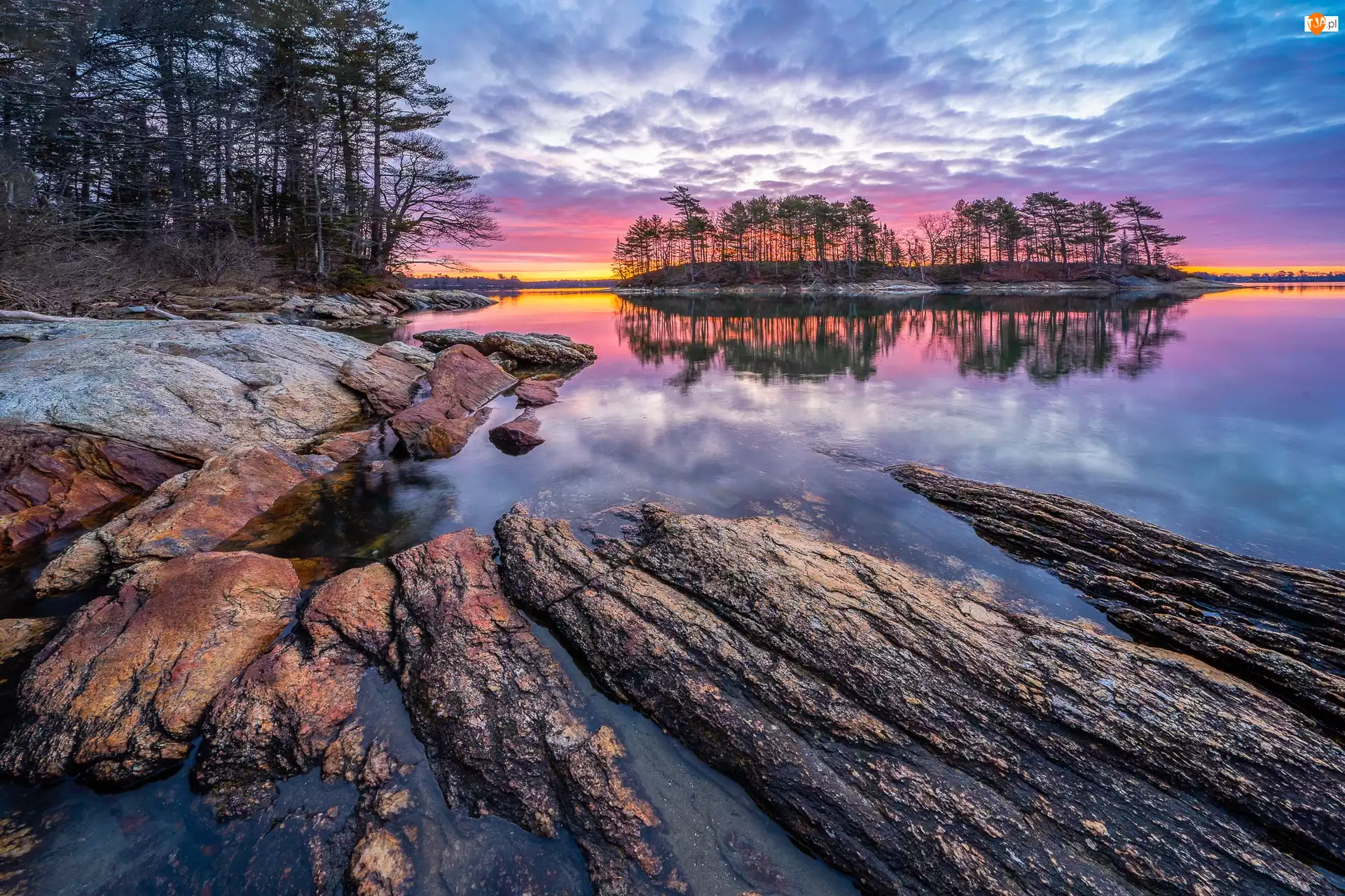 Stany Zjednoczone, Chmury, Park Stanowy Wolfes Neck Woods, Drzewa, Jezioro, Wschód Słońca, Casco Bay, Zatoka, Skały, Stan Maine