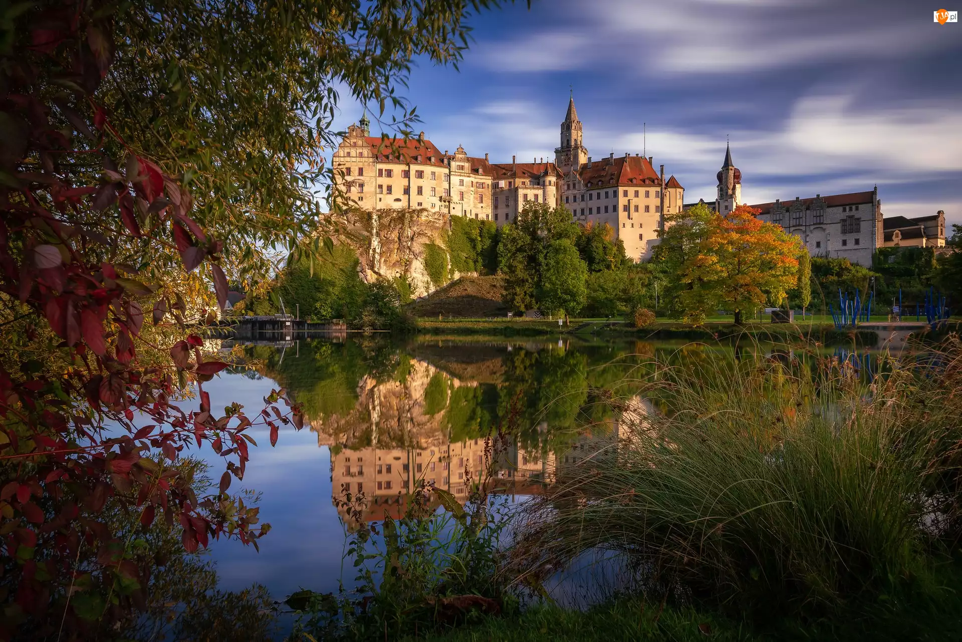 Rzeka, Dunaj, Niemcy, Zamek Sigmaringen, Badenia-Wirtembergia, Zieleń, Drzewa