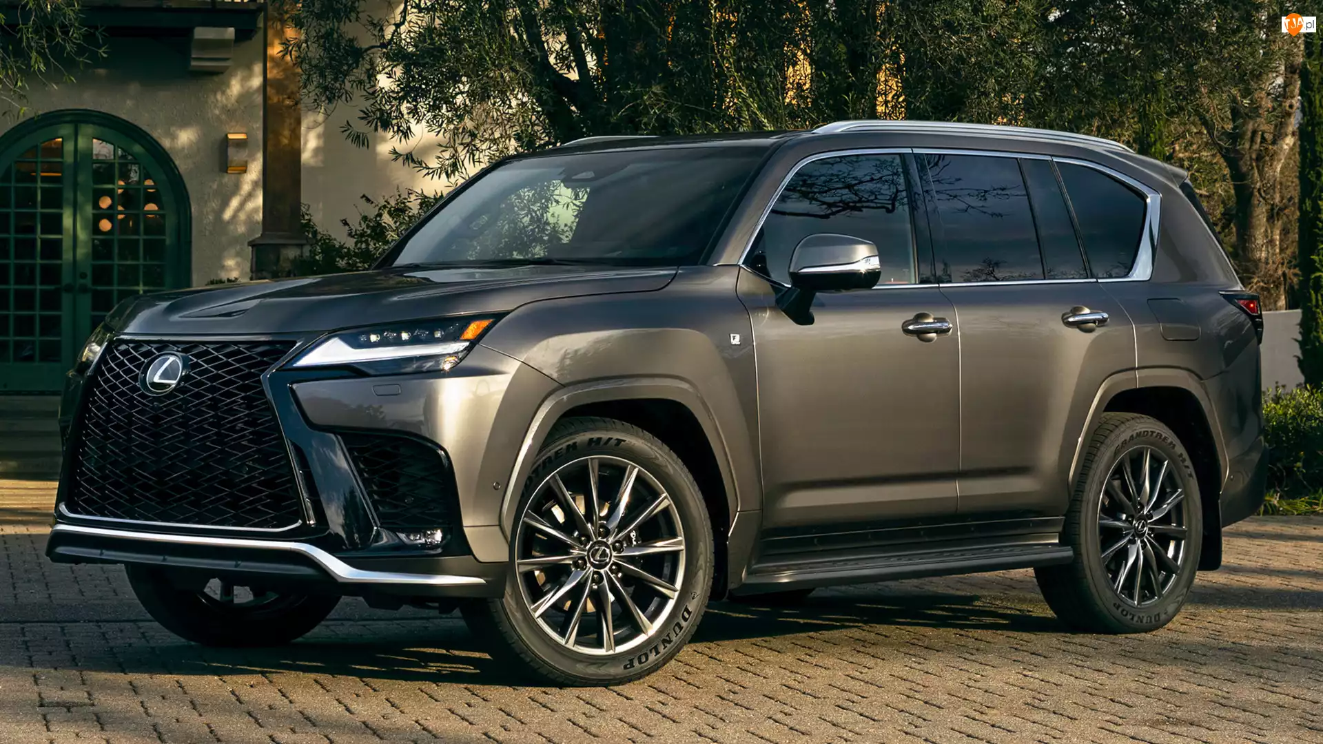 F Sport, Lexus LX