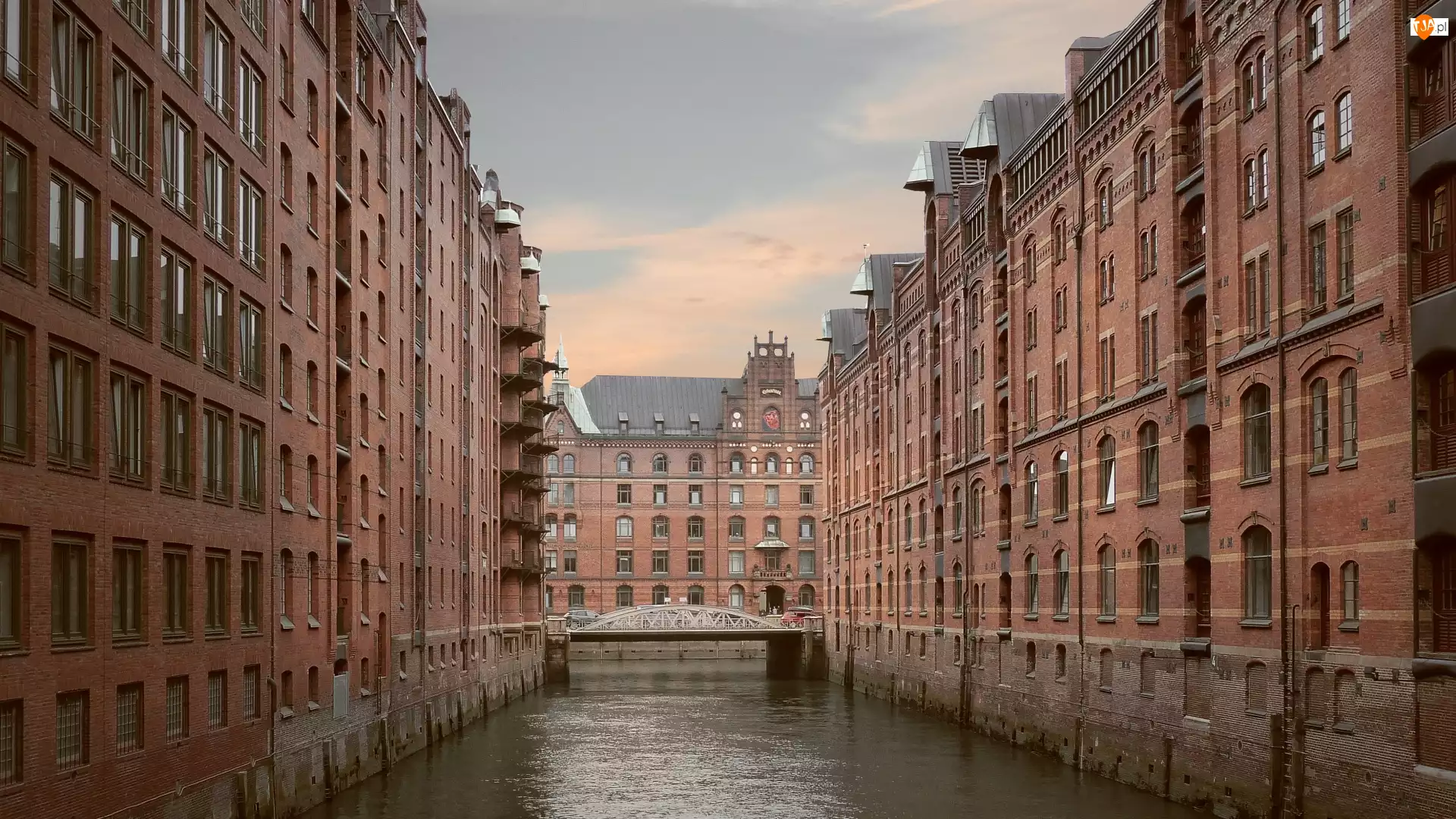 Hamburg, Niemcy, Domy, Kanał, Speicherstadt, Most