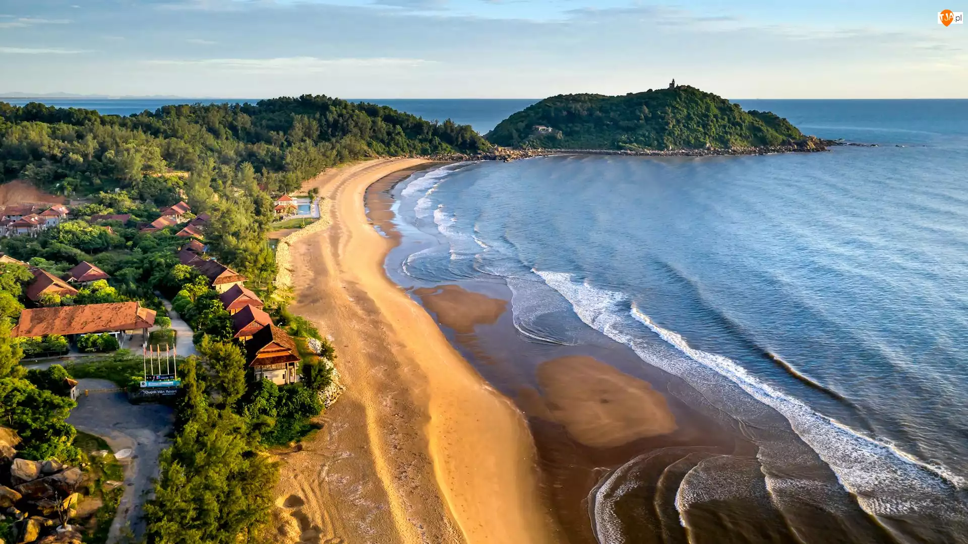 Drzewa, Z lotu ptaka, Domy, Plaża, Morze