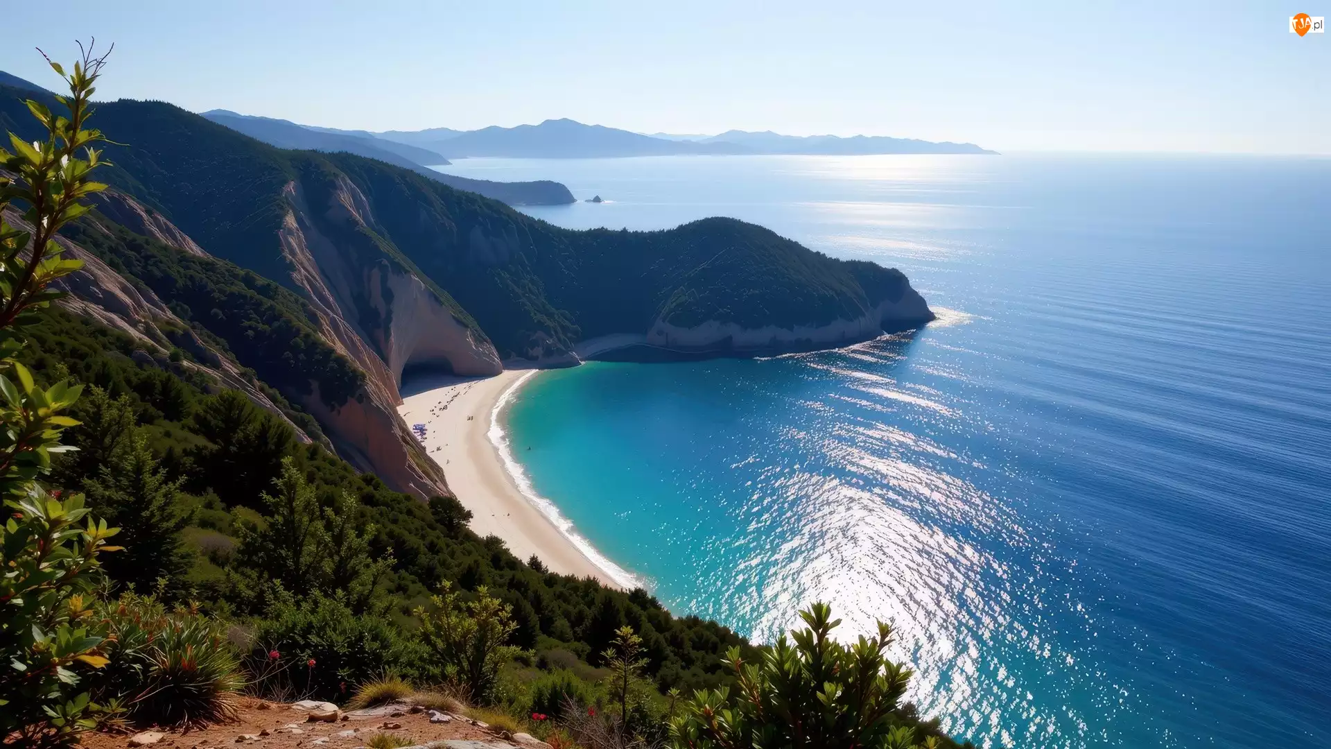 Plaża, Krzewy, Zatoka, Morze, Góry