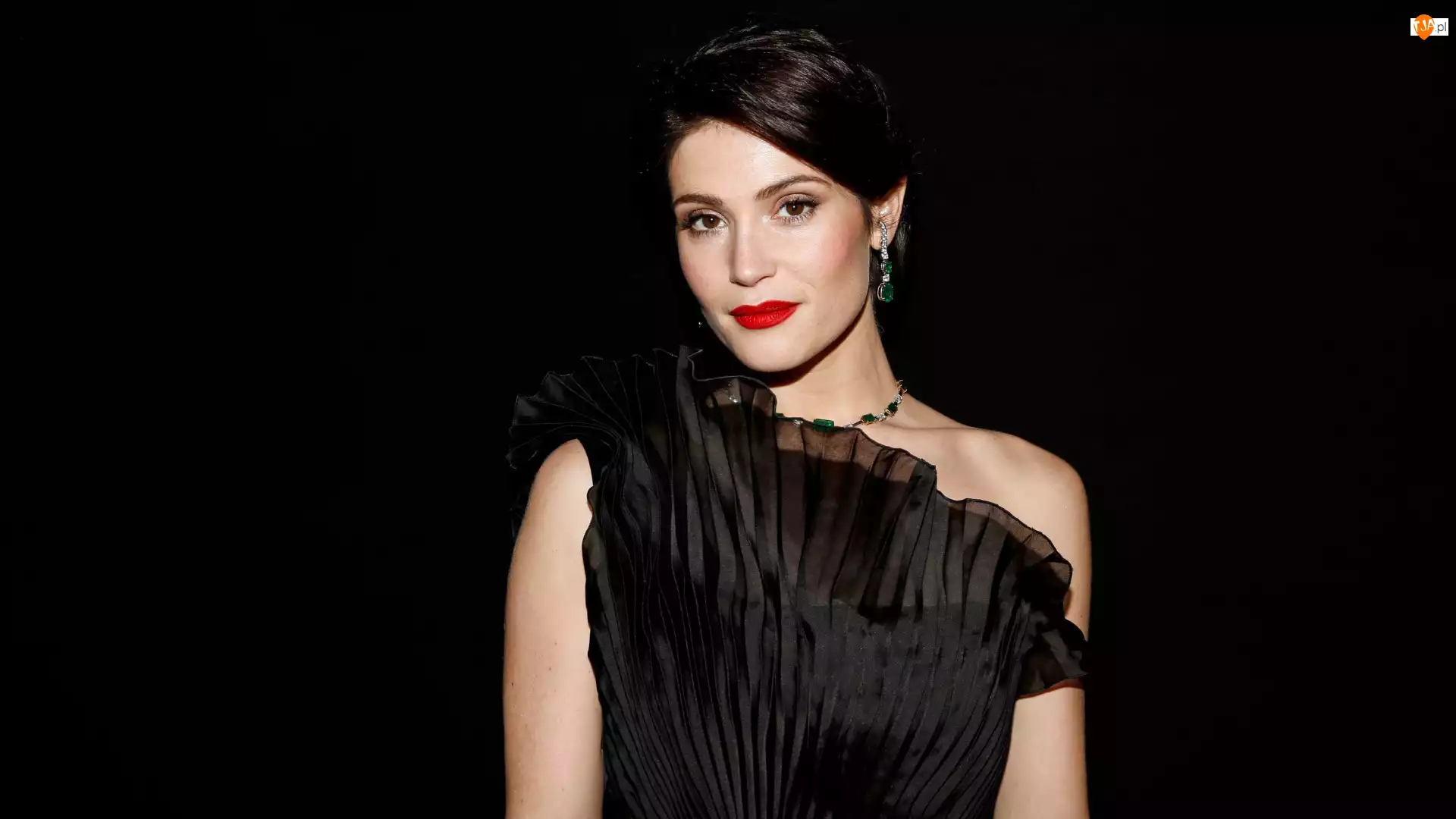 Gemma Arterton, Modelka, Aktorka, Brunetka