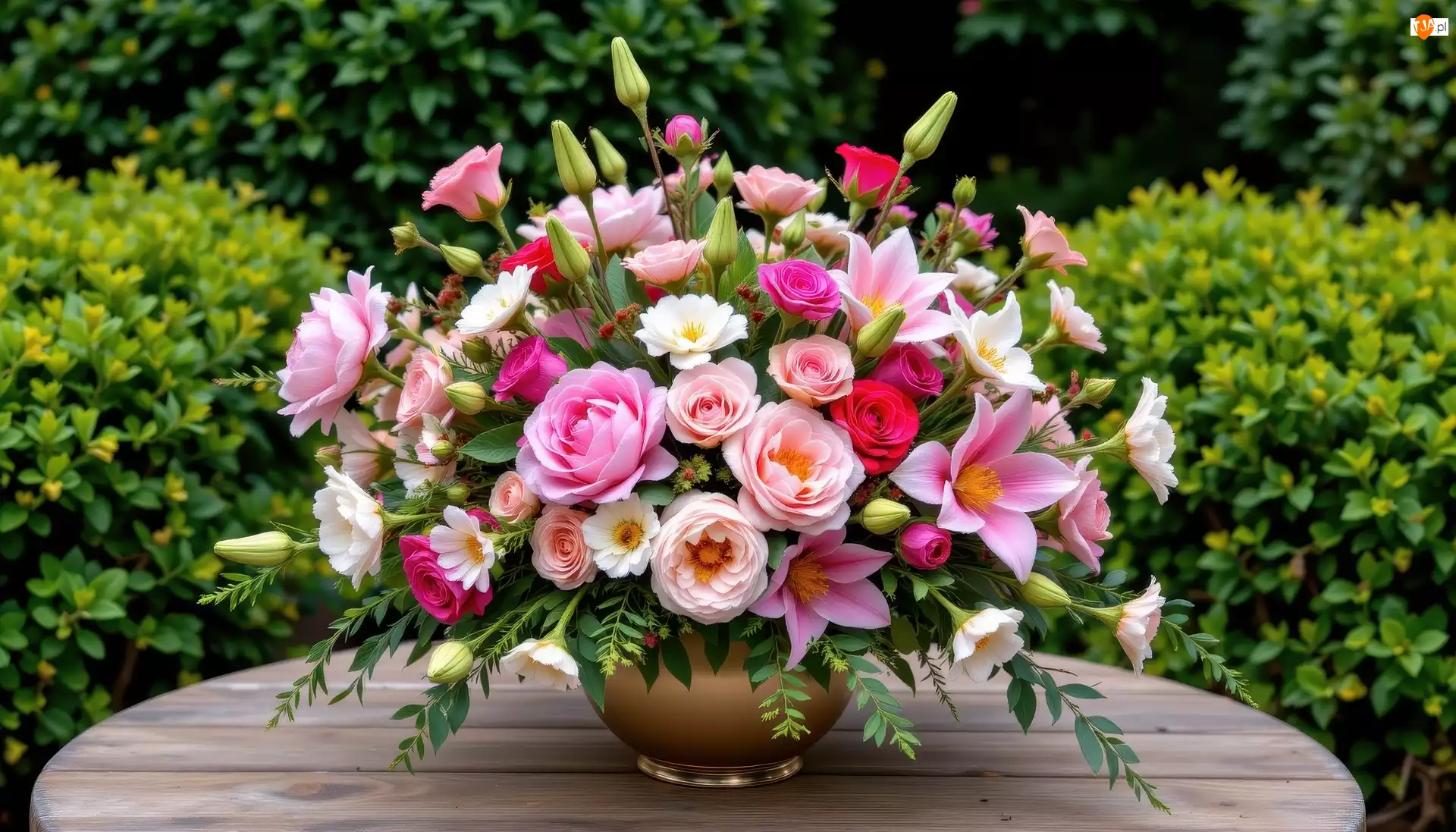 Grafika AI, Drewniany, Stół, Wazon, Róże, Kwiaty, Lilie, Piwonie, Bukiet, Krzewy
