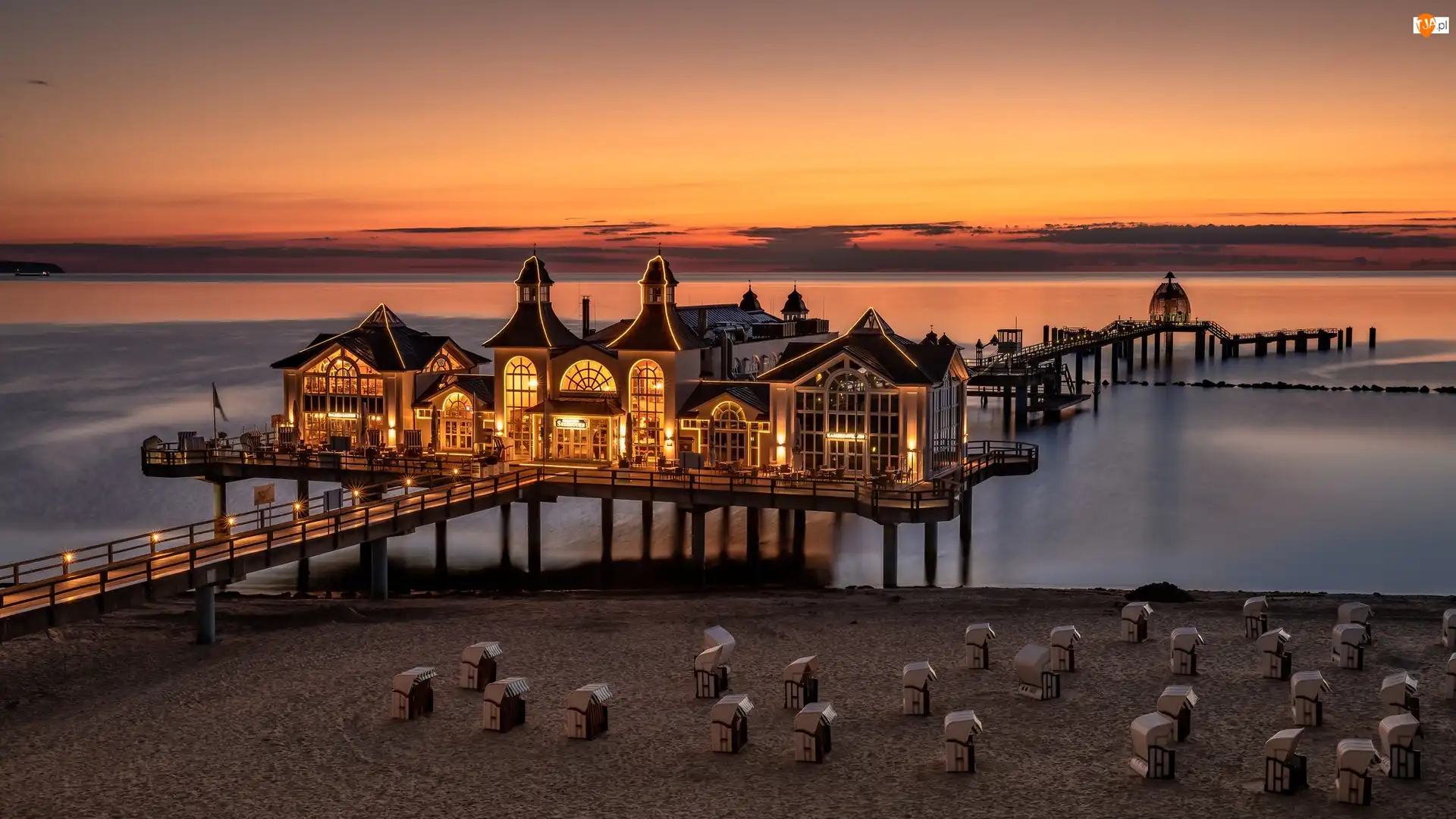 Niemcy, Restauracja, Wyspa Rugia, Molo, Sellin, Kawiarnia, Plaża, Morze Bałtyckie, Kosze plażowe