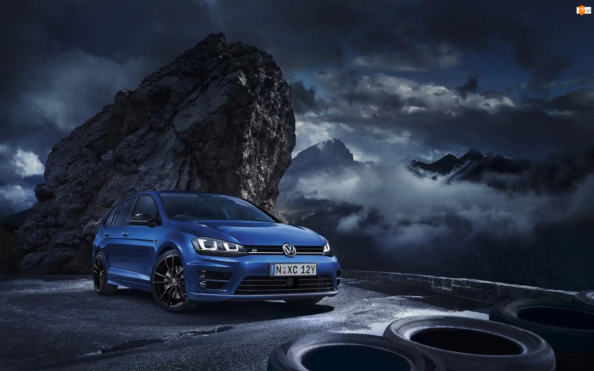 Skała, Volkswagen Golf VII R Wolfsburg Edition, 2015