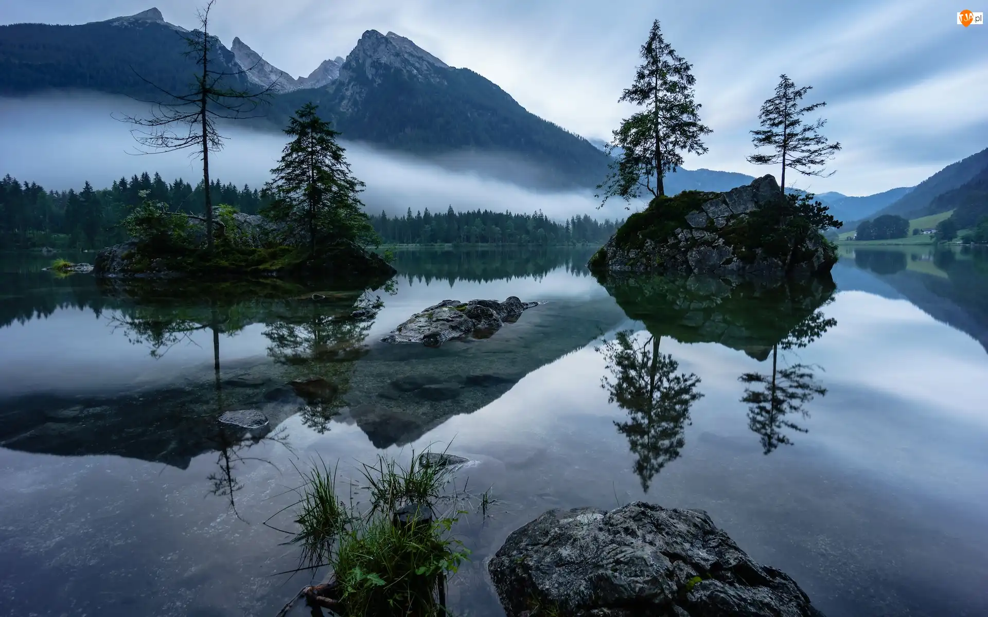 Niemcy, Mgła, Gmina Berchtesgadener, Kamienie, Góry, Jezioro Hintersee, Drzewa, Alpy, Skały, Bawaria