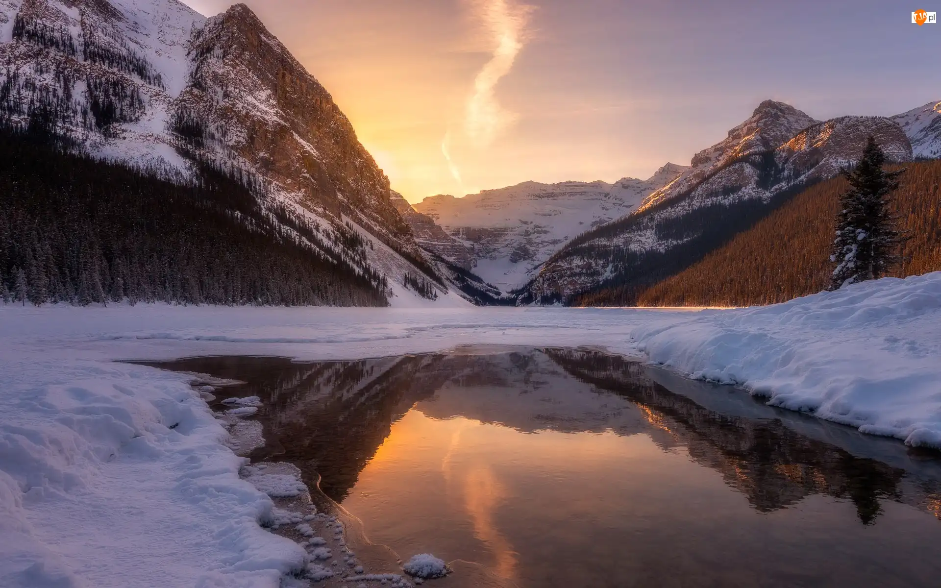 Kanada, Wschód słońca, Park Narodowy Banff, Drzewa, Jezioro, Zima, Góry, Lake Louise, Las, Alberta