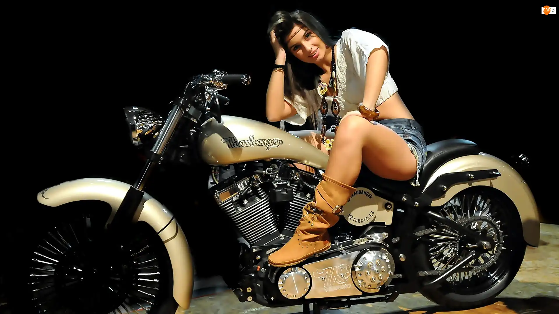 Makijaż, Motocykl, Modelka, Dziewczyna, Biżuteria
