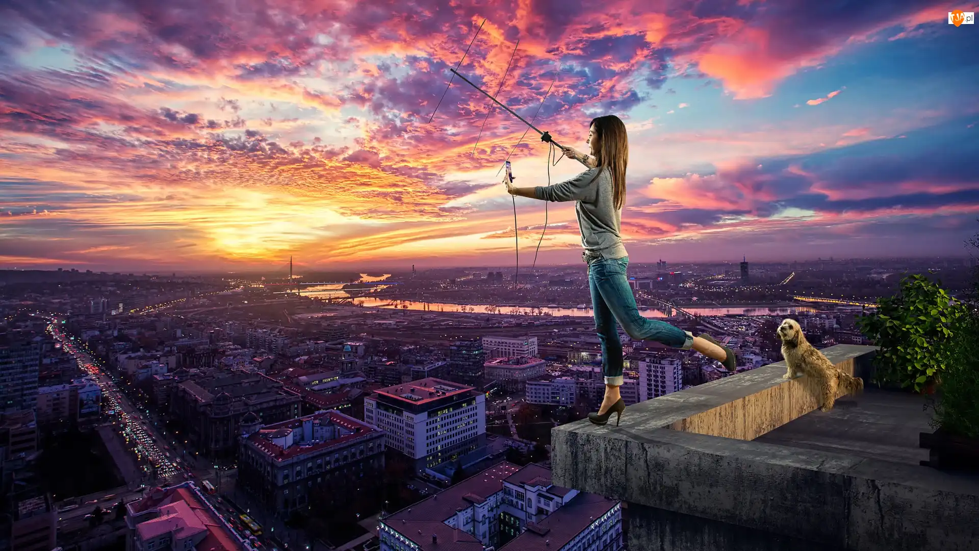 Antena, Miasto, Dach, Dziewczyna, Zachód Słońca