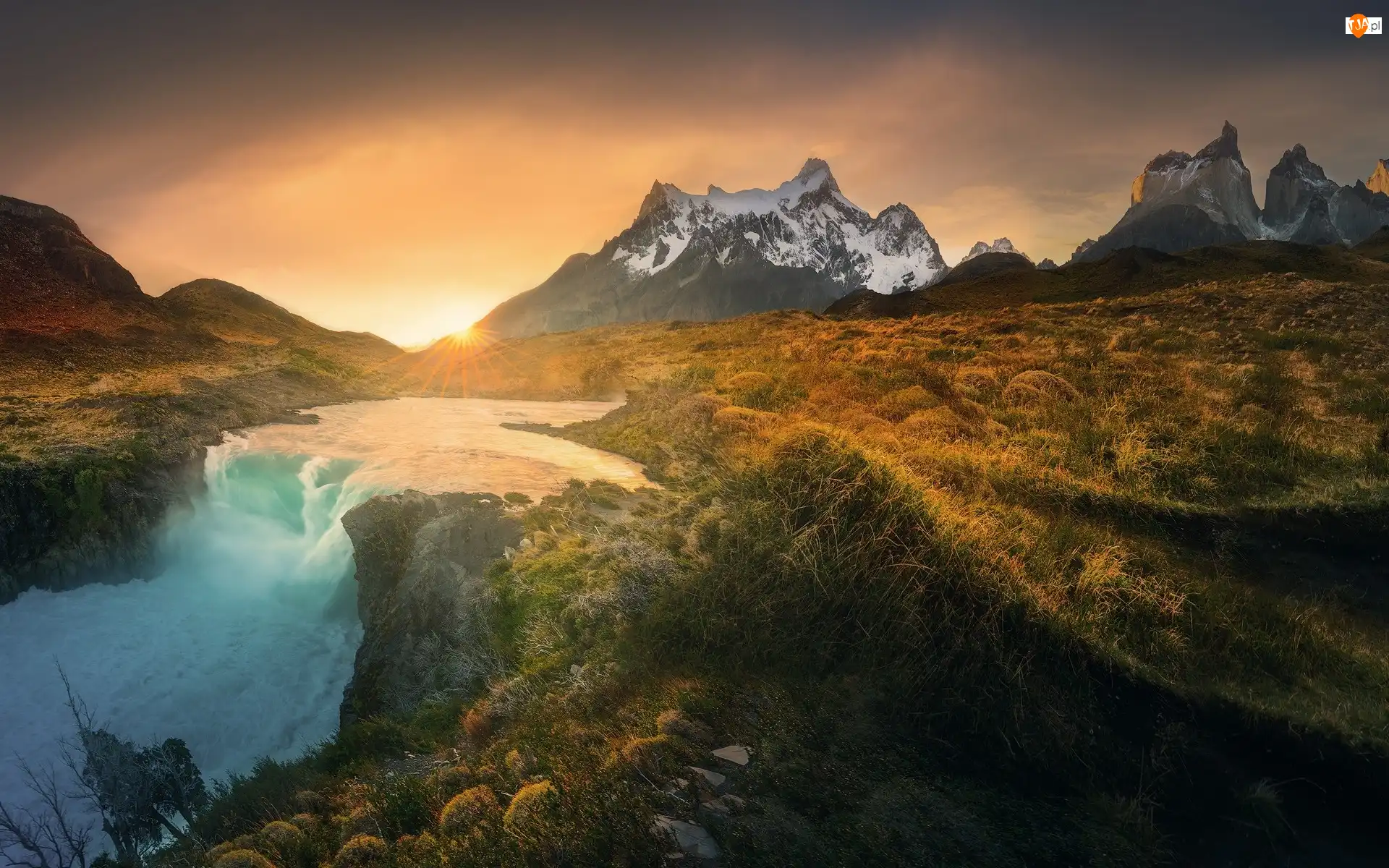 Patagonia, Argentyna, Torres del Paine, Zachód słońca, Góry, Rzeka