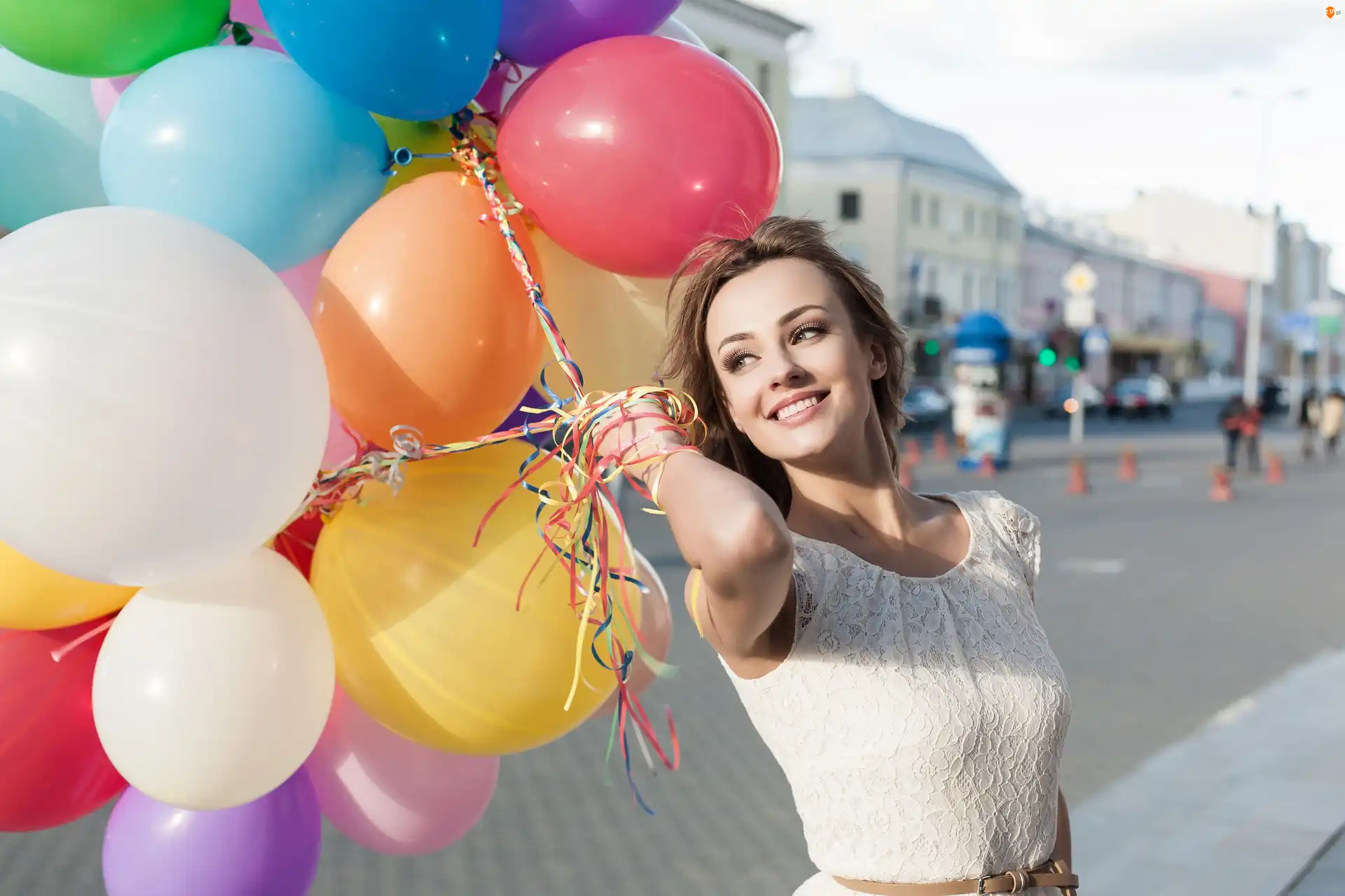 Balony, Kobieta, Uśmiech