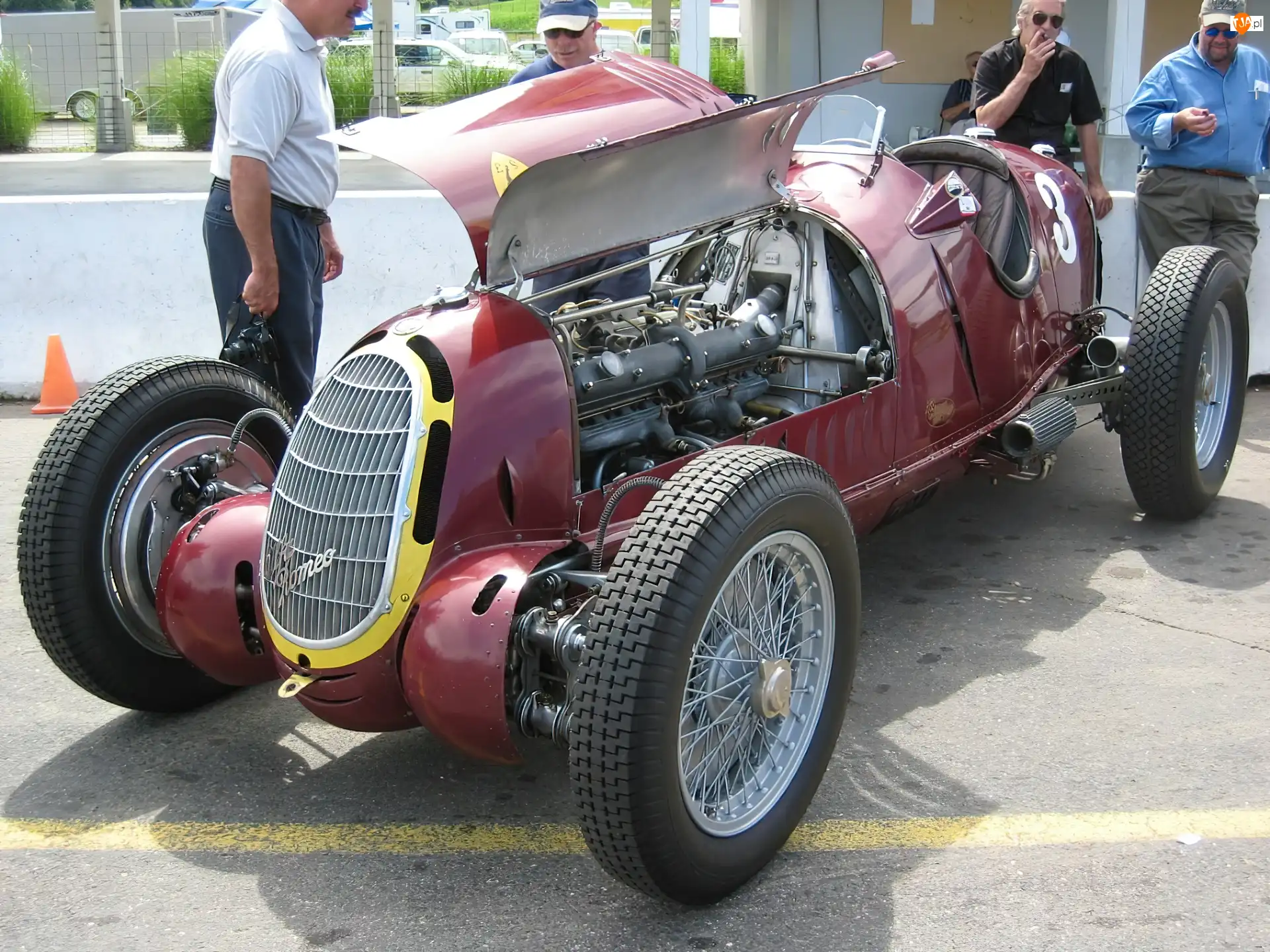 maska, Alfa Romeo, koła , silnik