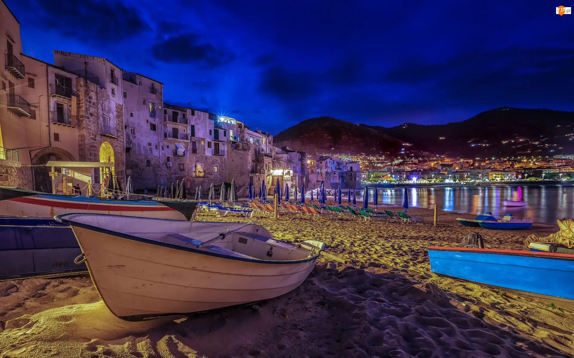 Sycylia, Włochy, Wybrzeże, Łódki, Cefalù, Plaża