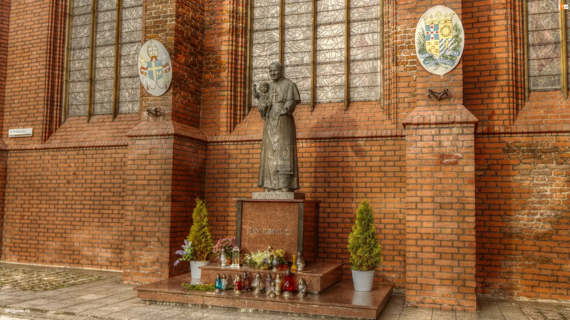 Gdańsk, Polska, Papież, Bazylika św. Brygidy, Posąg, Jan Paweł II