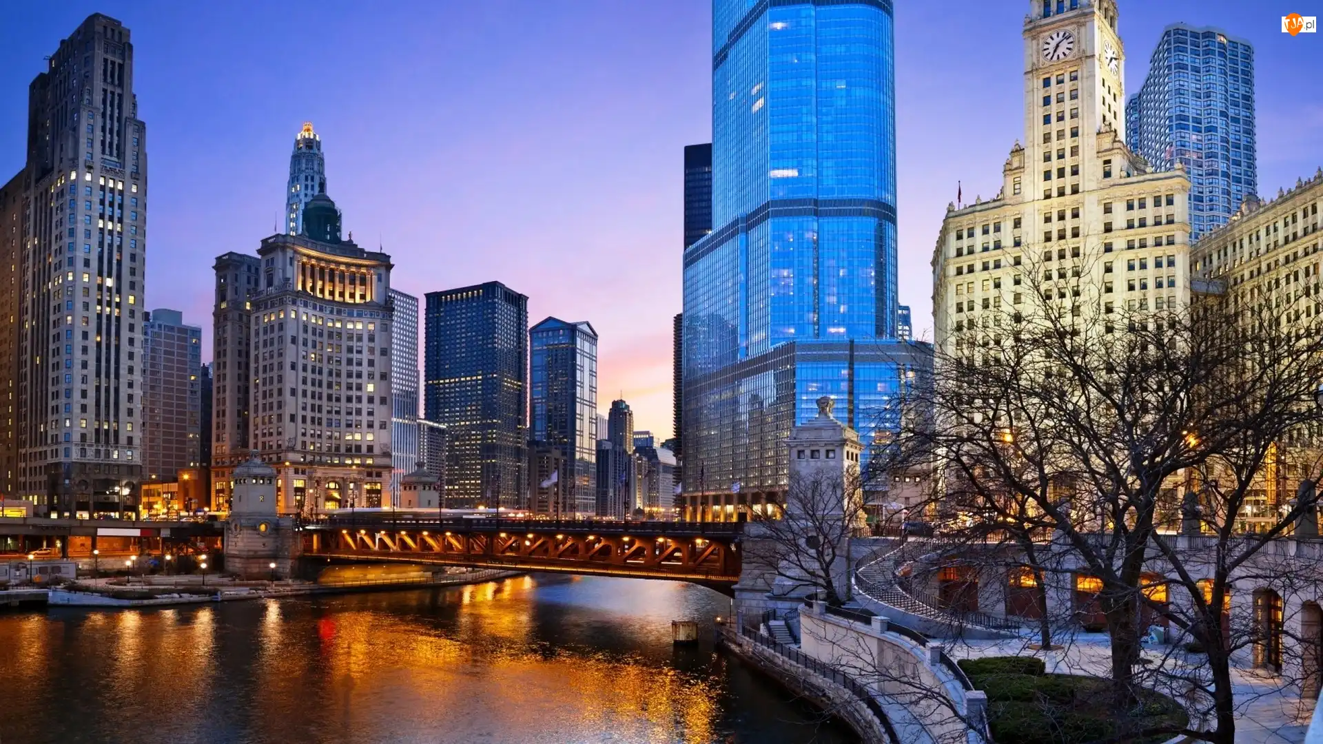 Nocą, Chicago