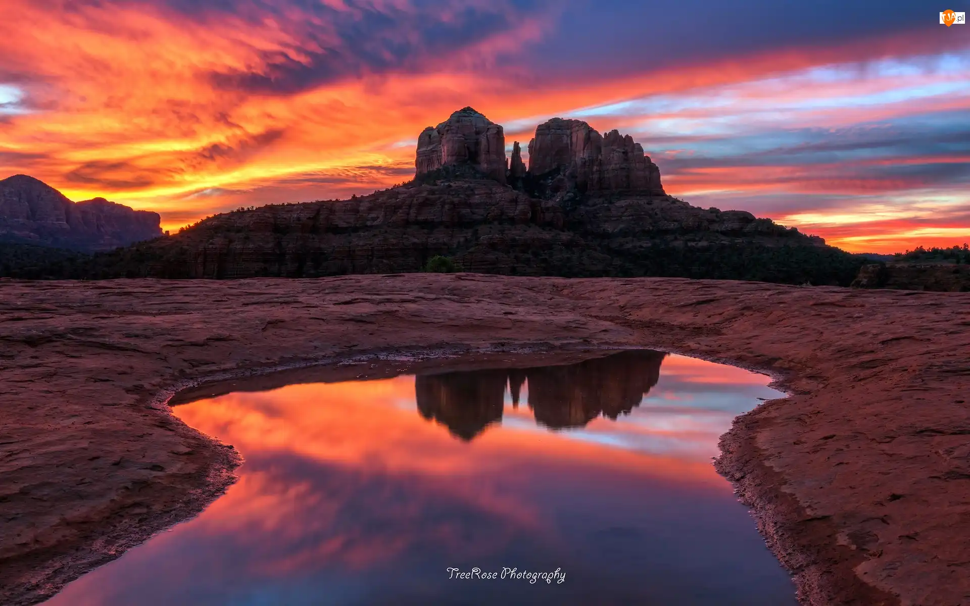 Arizona, Stany Zjednoczone, Wschód słońca, Kałuża, Sedona, Skały