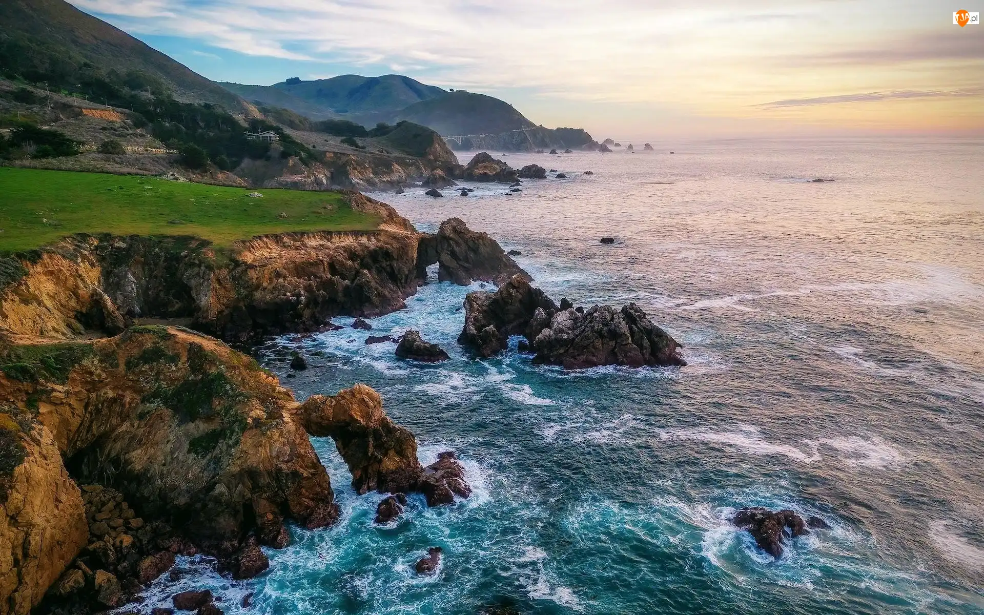 Big Sur, Stany Zjednoczone, Fale, Skały, Kalifornia, Wybrzeże, Zachód słońca, Morze