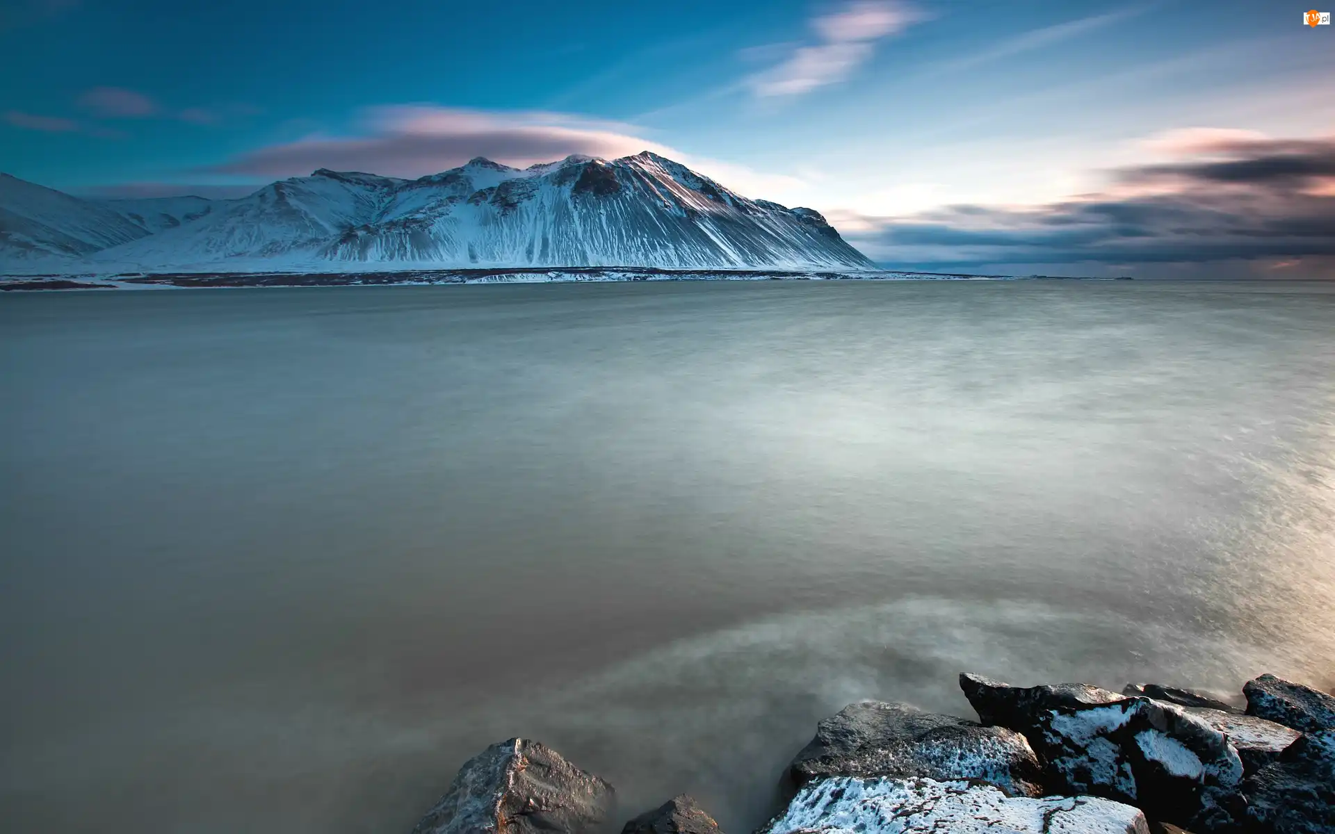 Jezioro Abraham Lake, Kanada, Ośnieżone, Góry
