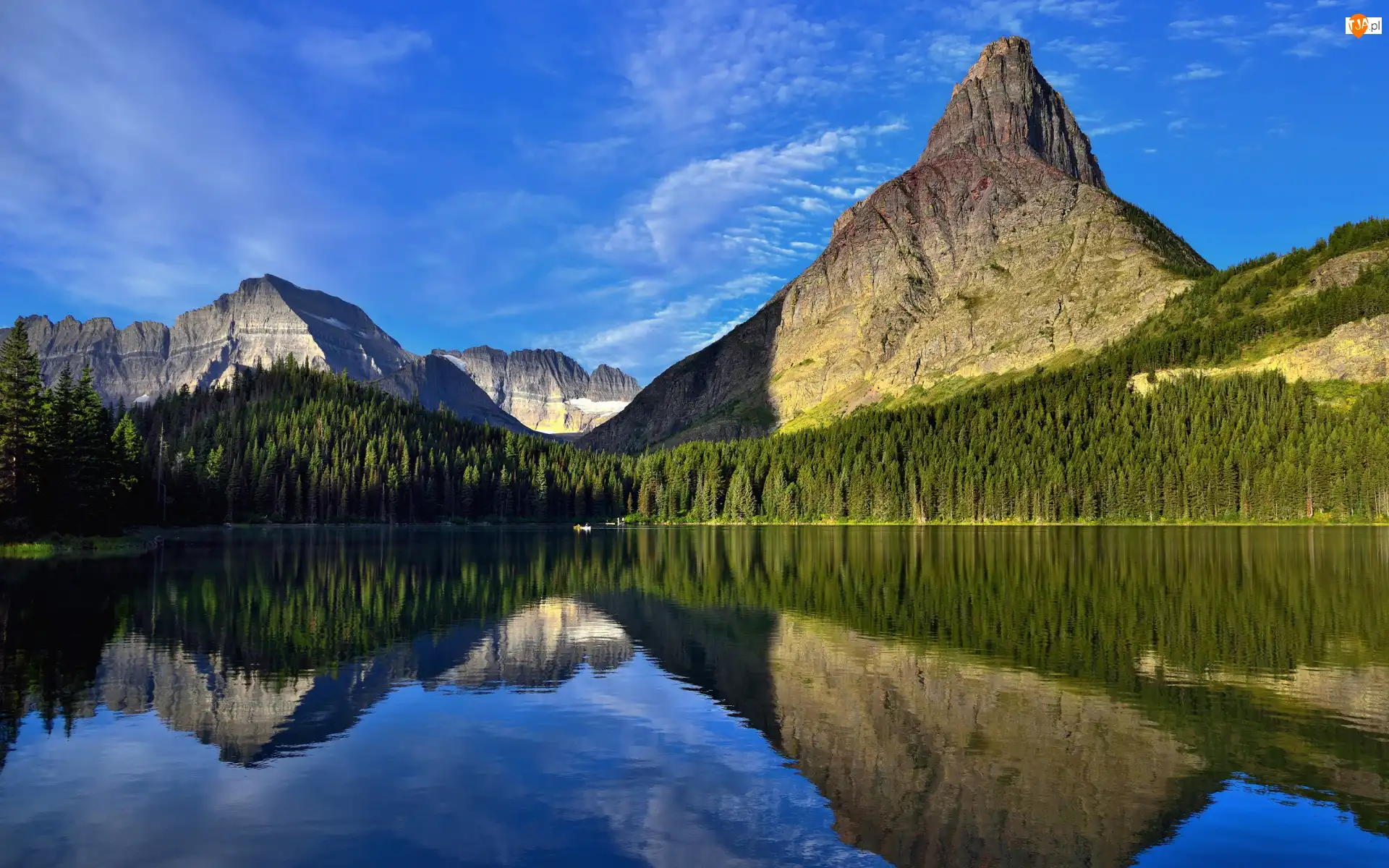 Swiftcurrent Lake, Stany Zjednoczone, Lasy, Jezioro, Odbicie, Góra, Montana, Park Narodowy Glacier, Drzewa, Grinnell Mountain, Niebo, Lewis Range, Góry