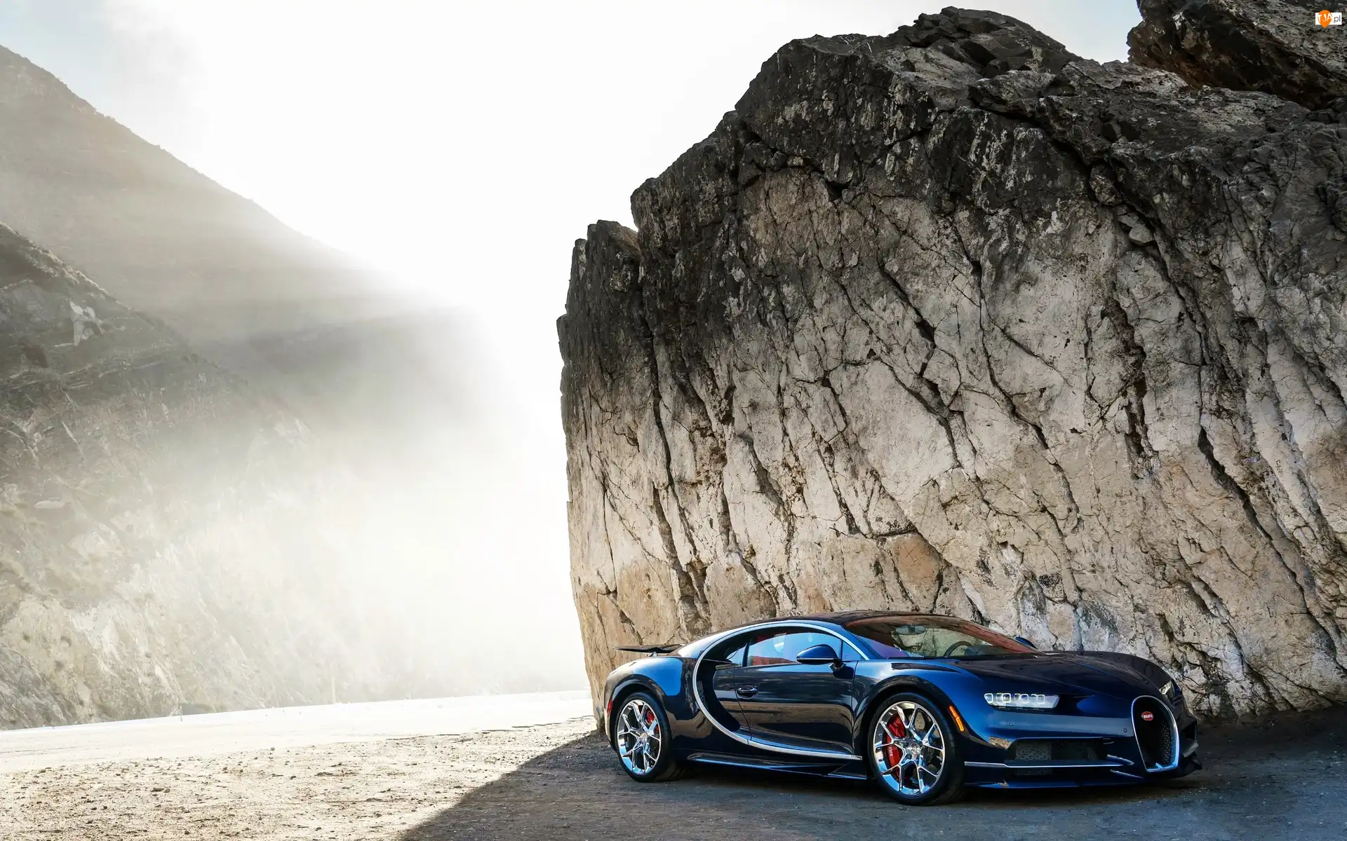 Blask, Bugatti Chiron, 2017, Skały