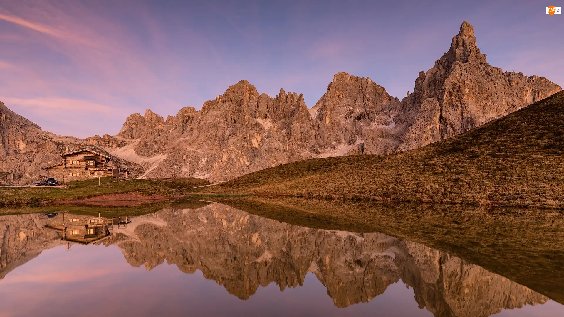 Dolomity, Dom, Jezioro, Góry