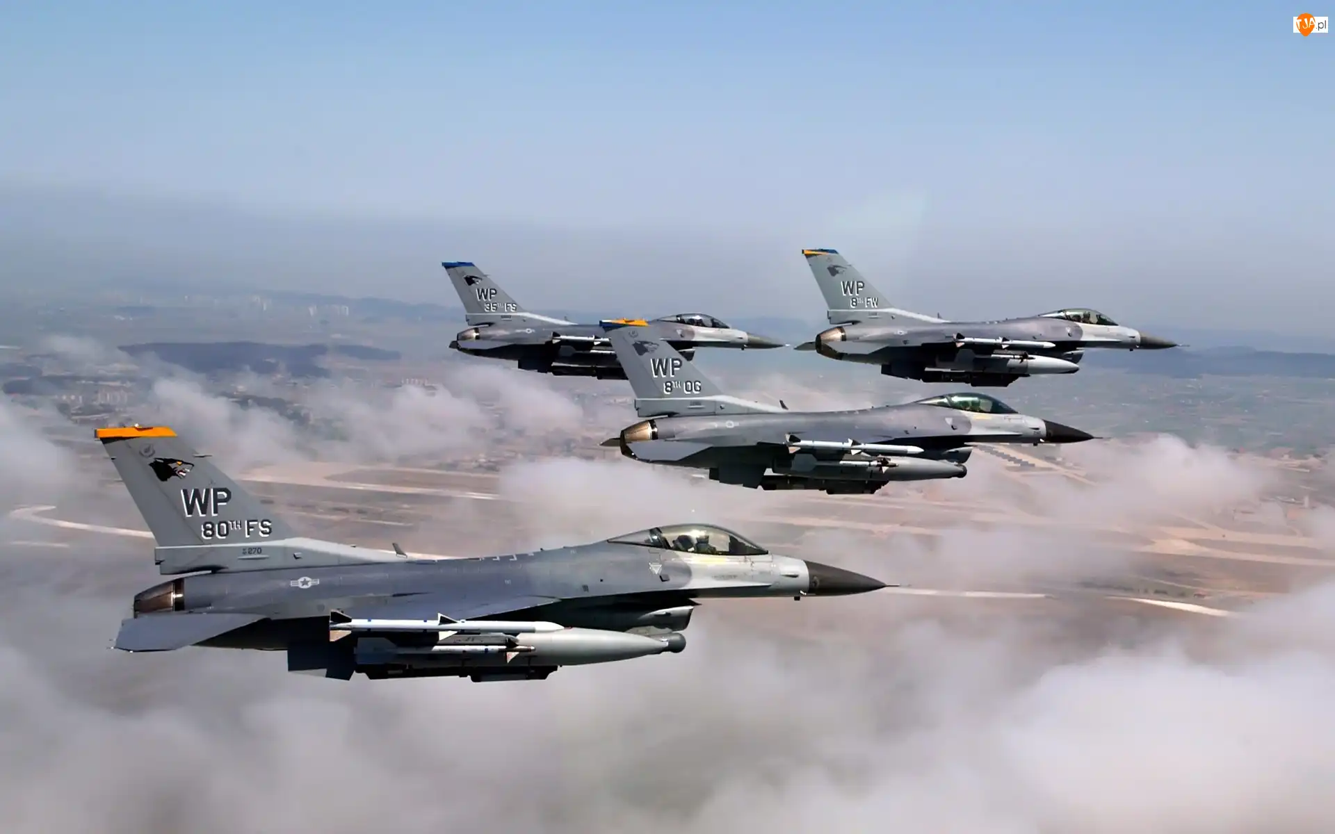 F-16, Eskadra, Myśliwców