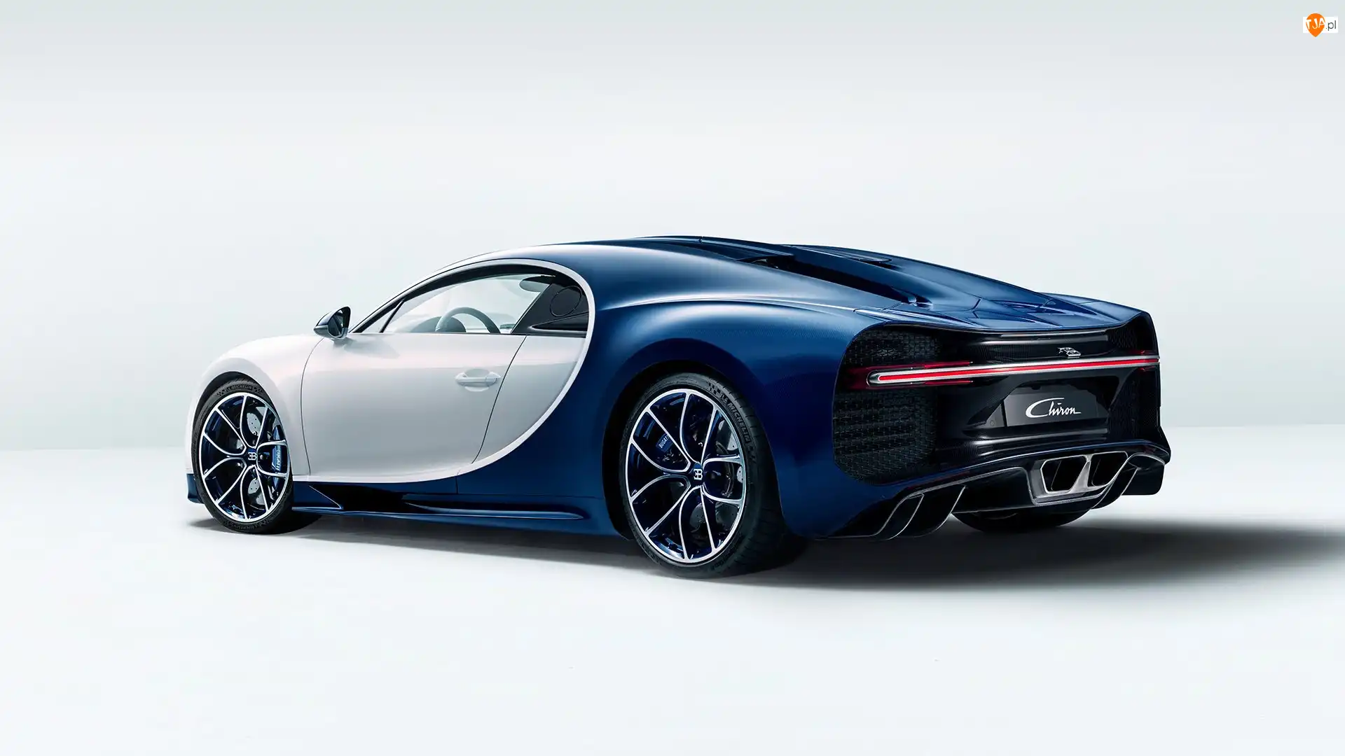 Bugatti Chiron, Biało-niebieski